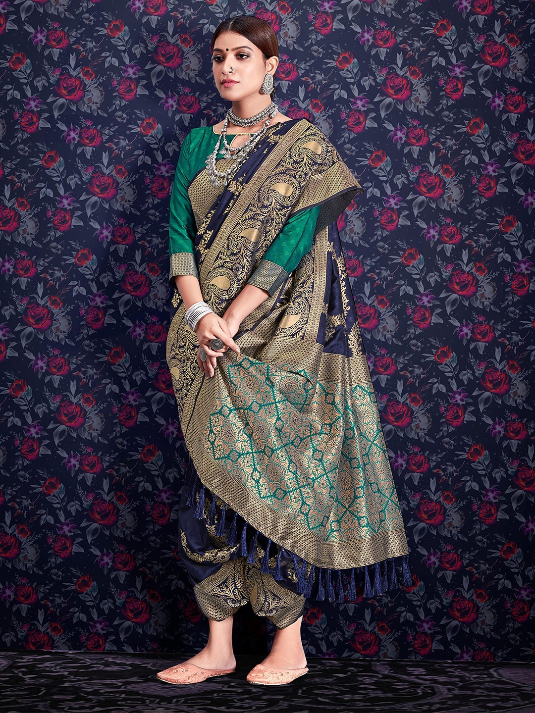

elora Floral Zari Silk Blend Saree, Navy blue