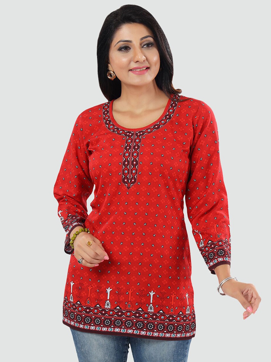 

Saree Swarg Ethnic Motifs Printed Kurti, Red