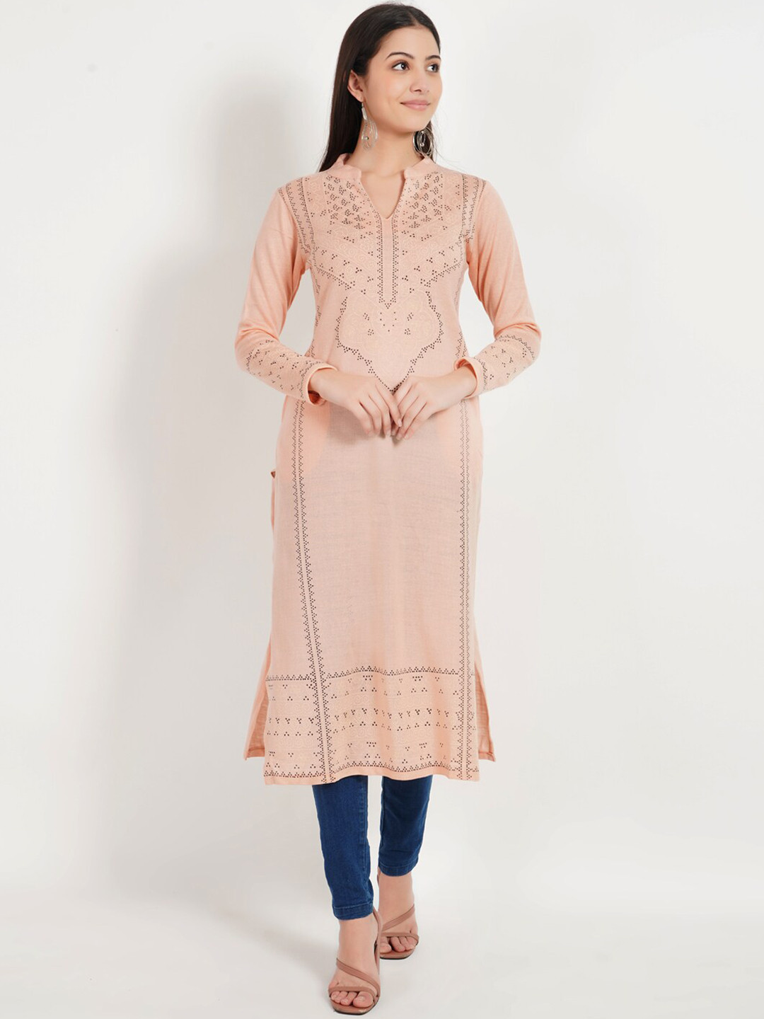 

SHEREEN Women Ethnic Printed Straight Woolen Kurta, Peach