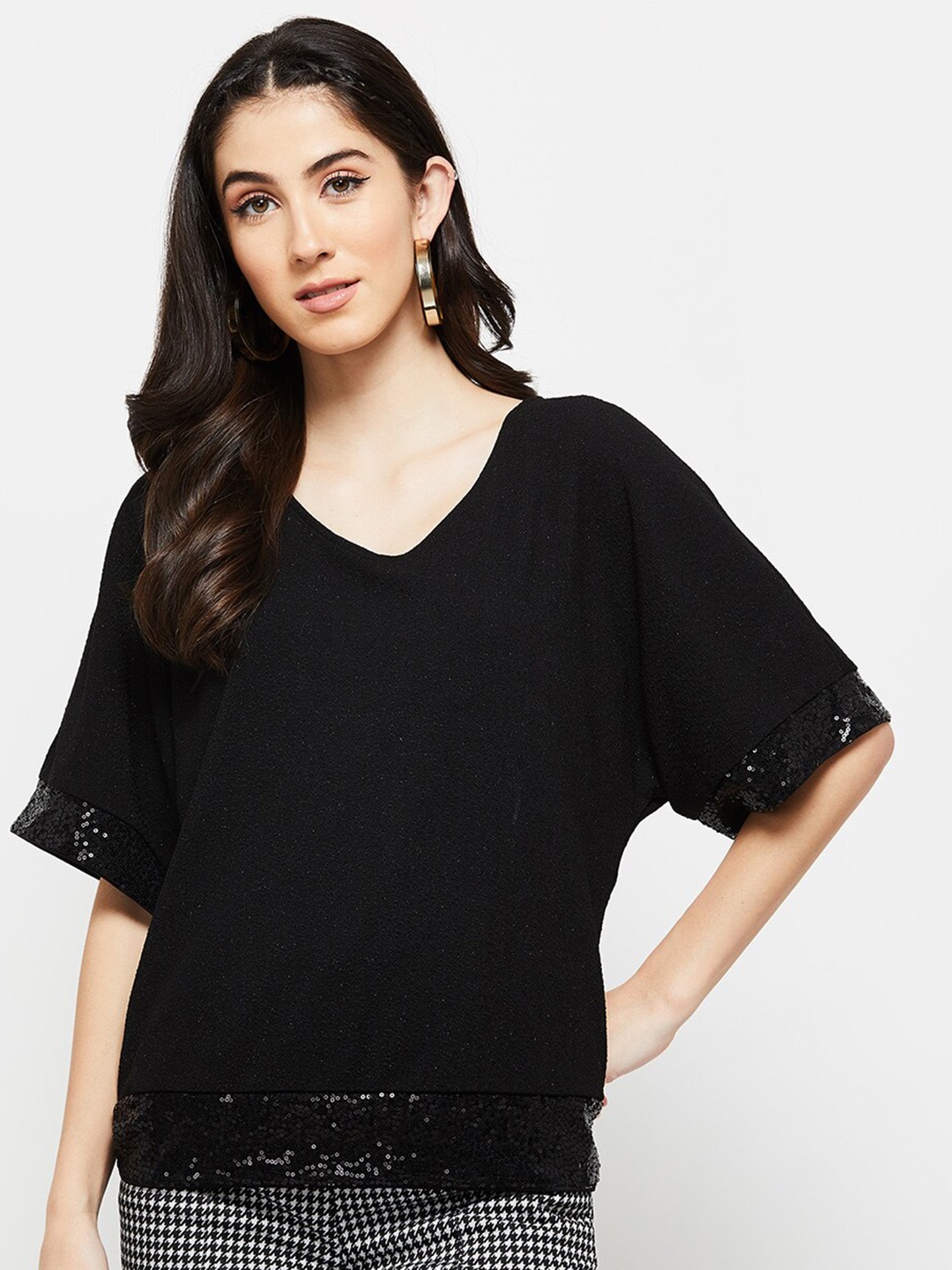 

max Women Extended Sleeves Boxy Top, Black