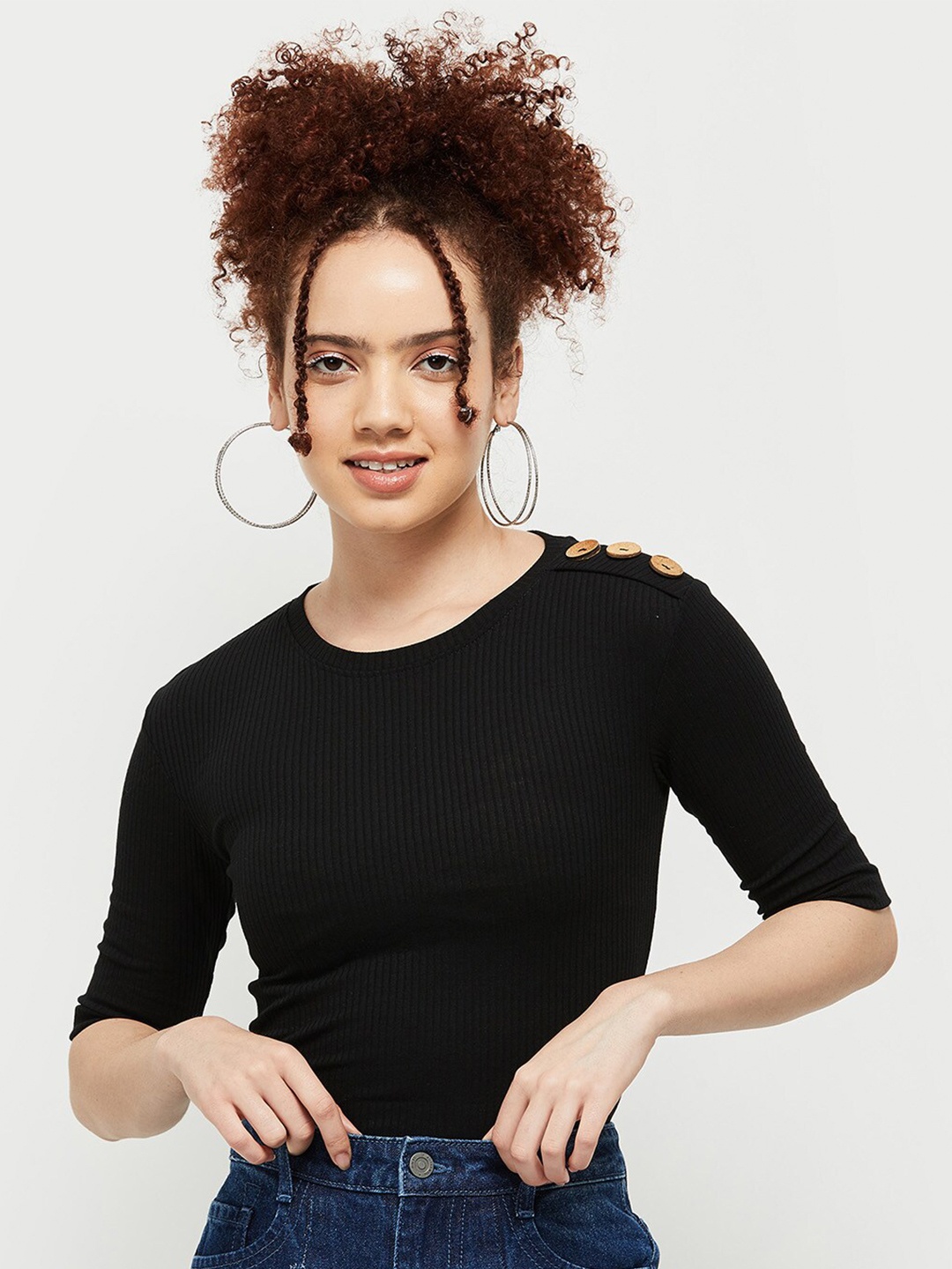 

max Women Black T-shirt