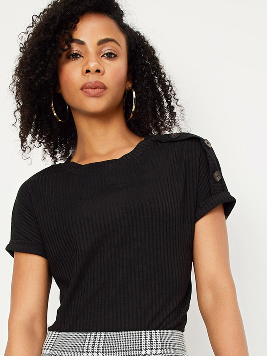 

max Women Ribbed Extended Sleeves T-shirt, Black