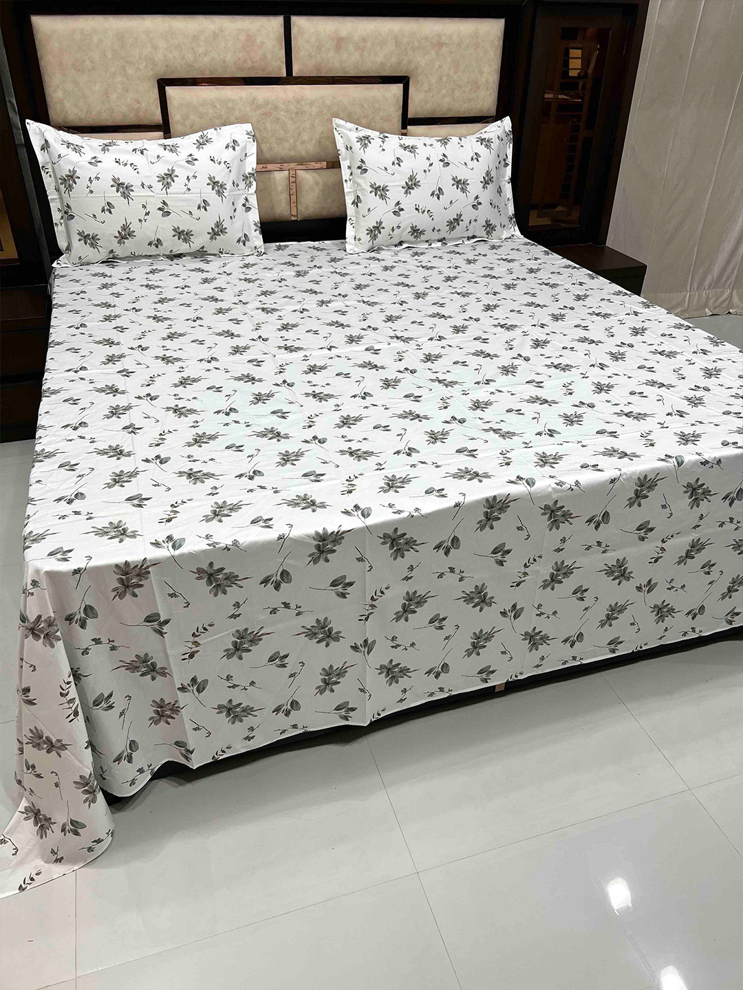 

Pure Decor Floral Printed 500TC Superfine Pure Cotton King Bedsheet with 2 Pillow Covers, Grey