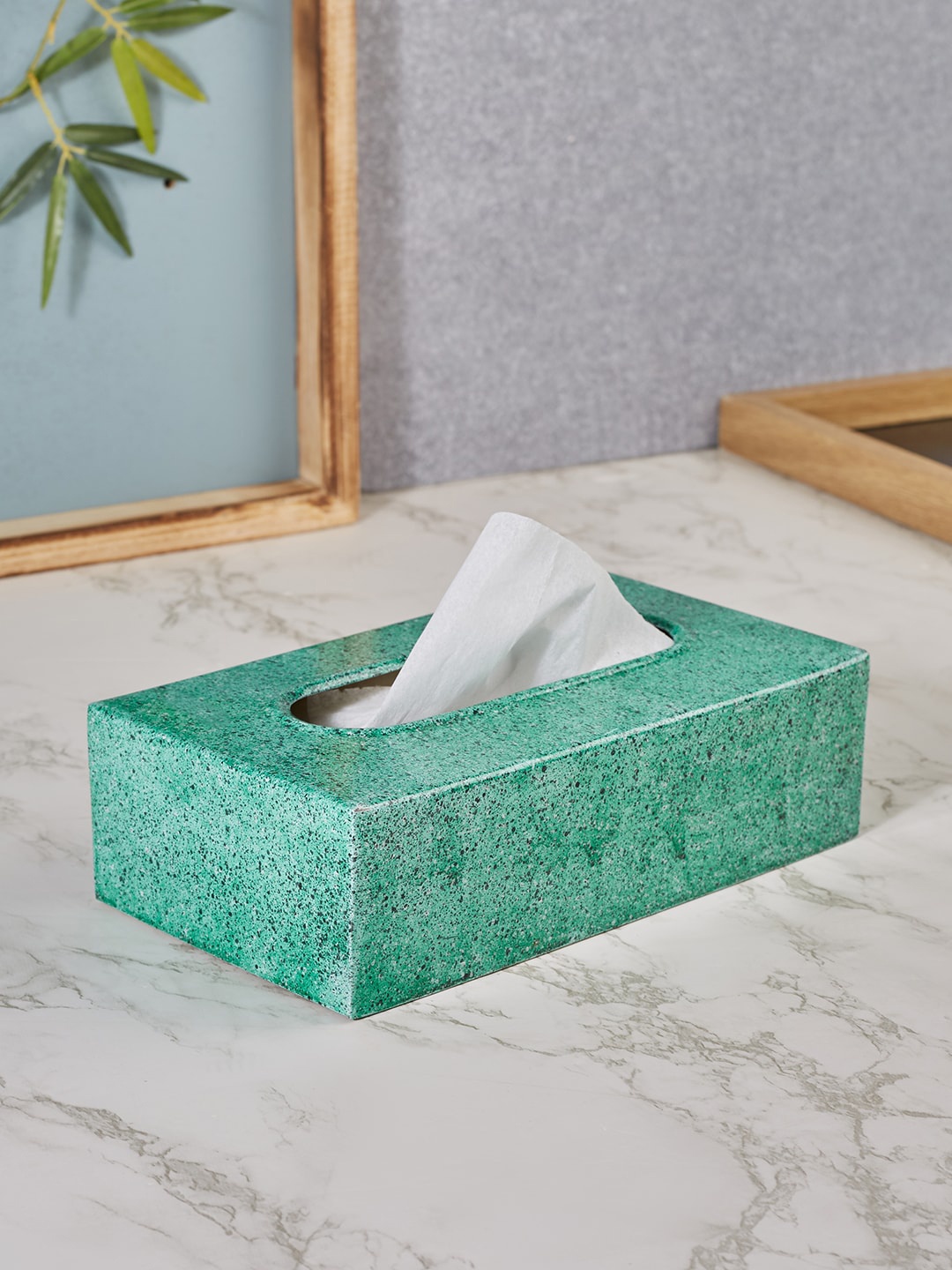 

HomeTown Metal Sprinkle Finish Tissue Holder, Turquoise blue