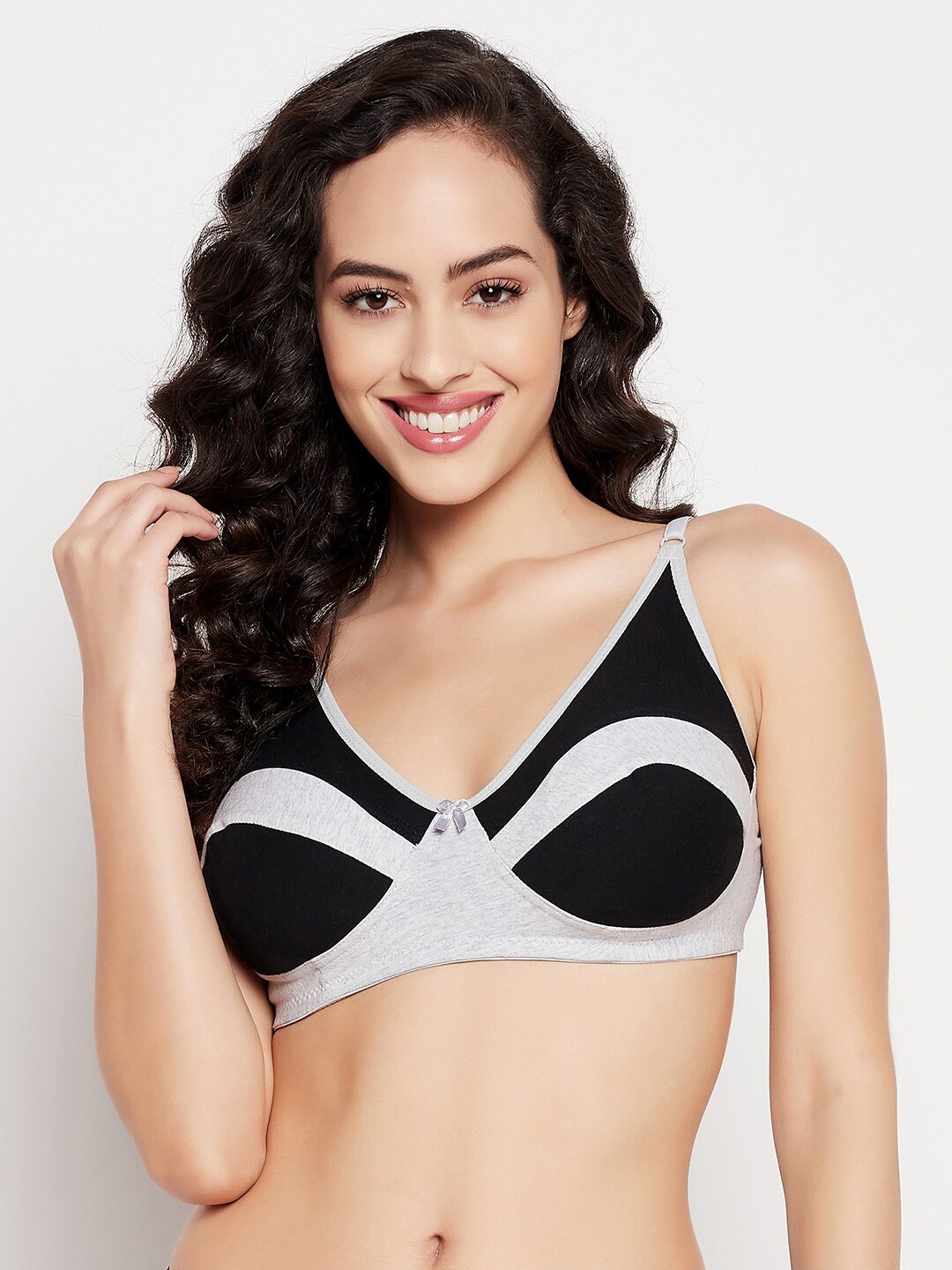 

Clovia Women Colourblocked Non-Padded Non-Wired Bra, Grey