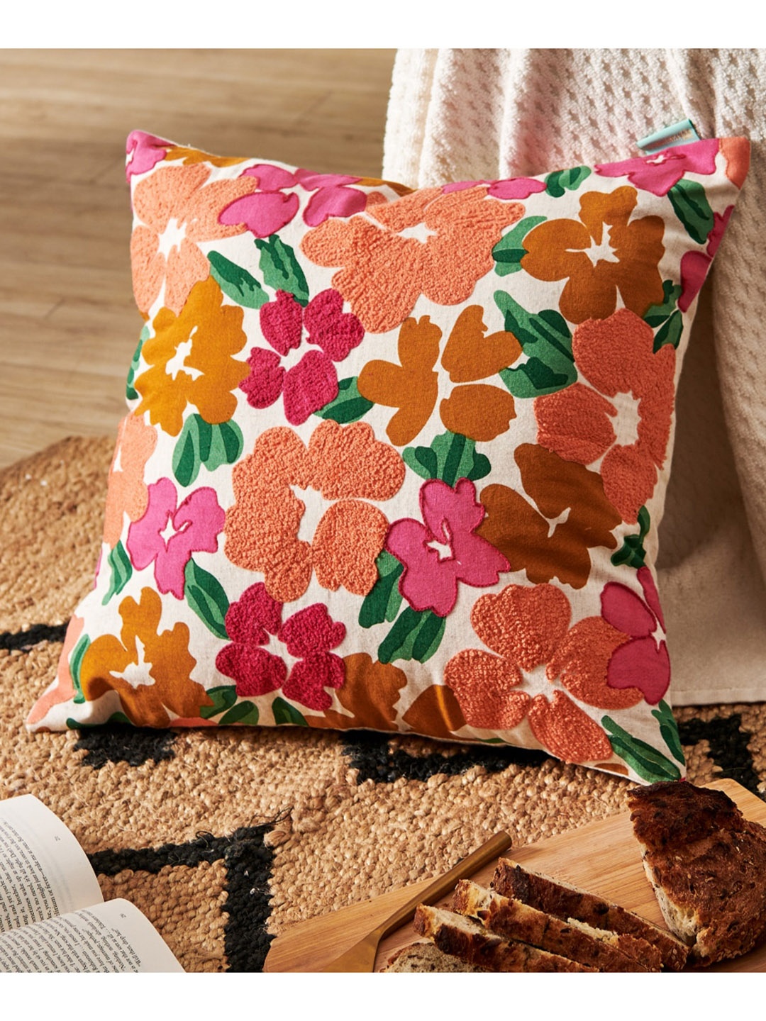 

Chumbak Square Cotton Cushion Covers, White
