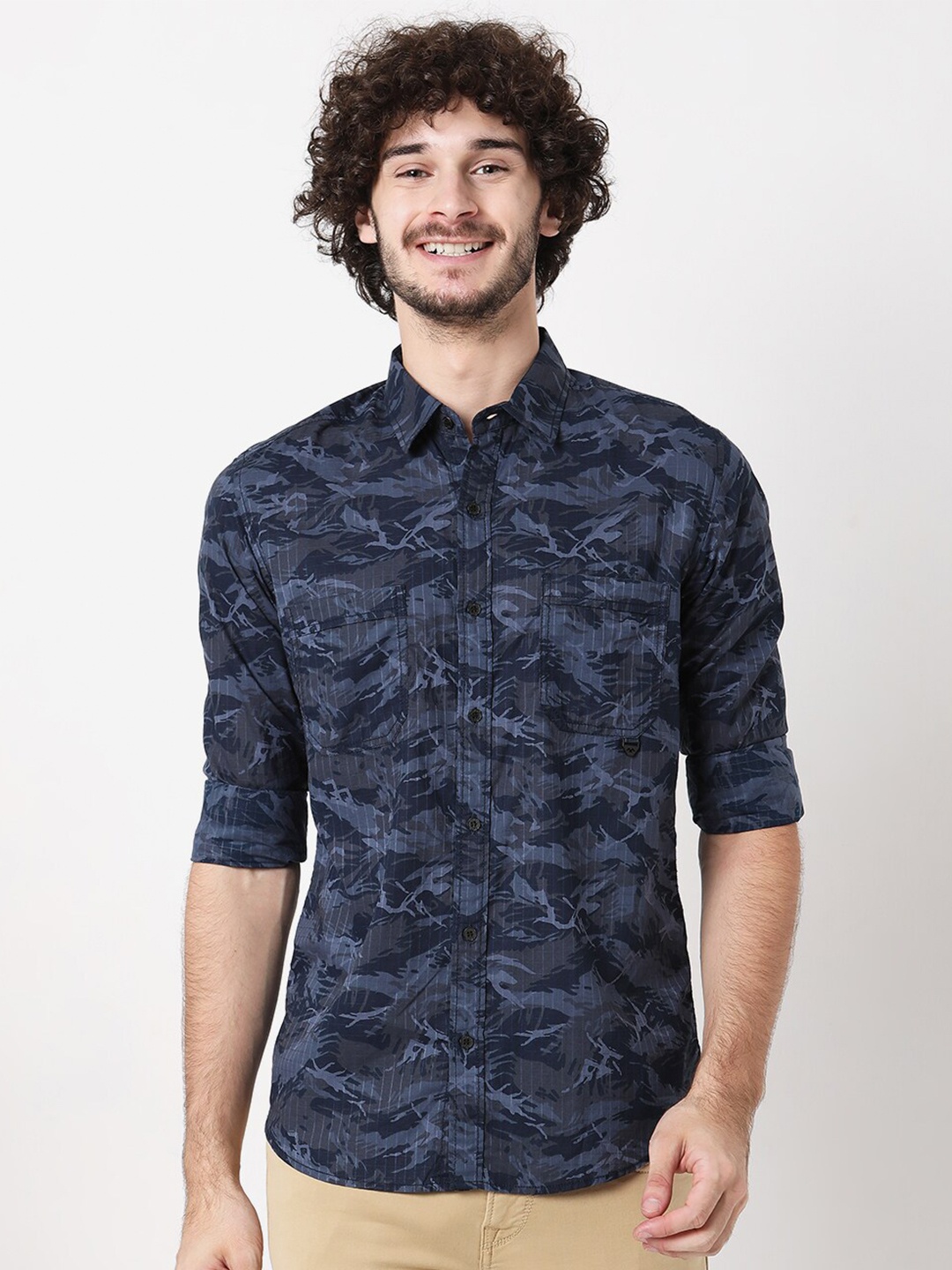 

Mufti Men Classic Abstract Printed Slim Fit Pure Cotton Casual Shirt, Navy blue