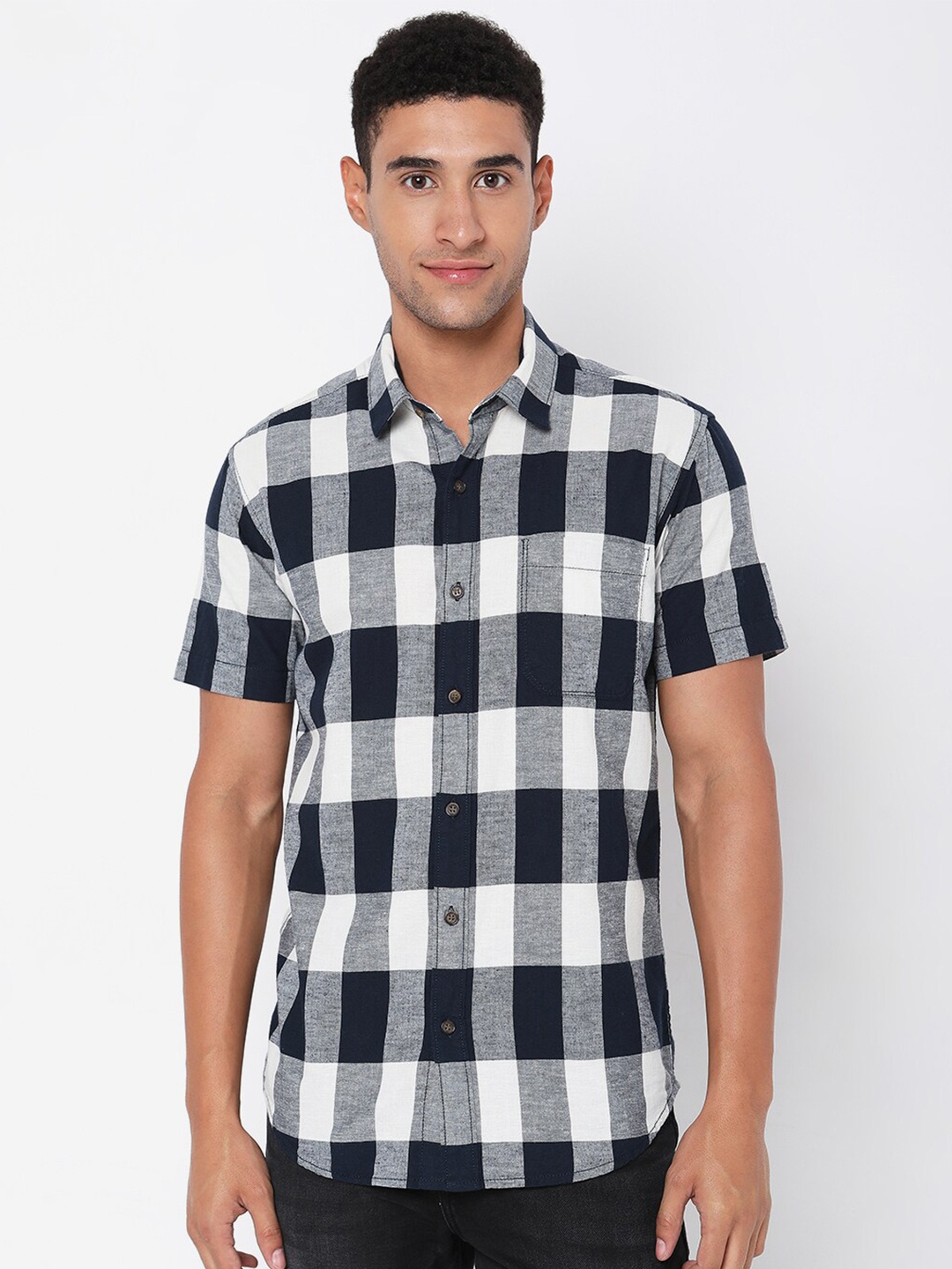 

Mufti Men Classic Slim Fit Buffalo Checked Casual Cotton Shirt, Navy blue