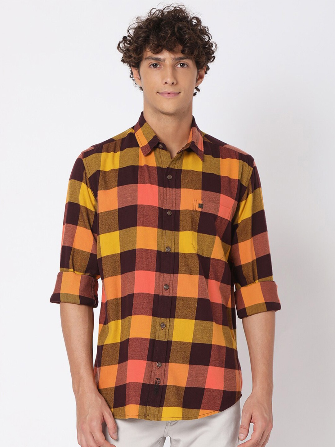 

Mufti Men Classic Buffalo Checks Slim Fit Pure Cotton Casual Shirt, Burgundy