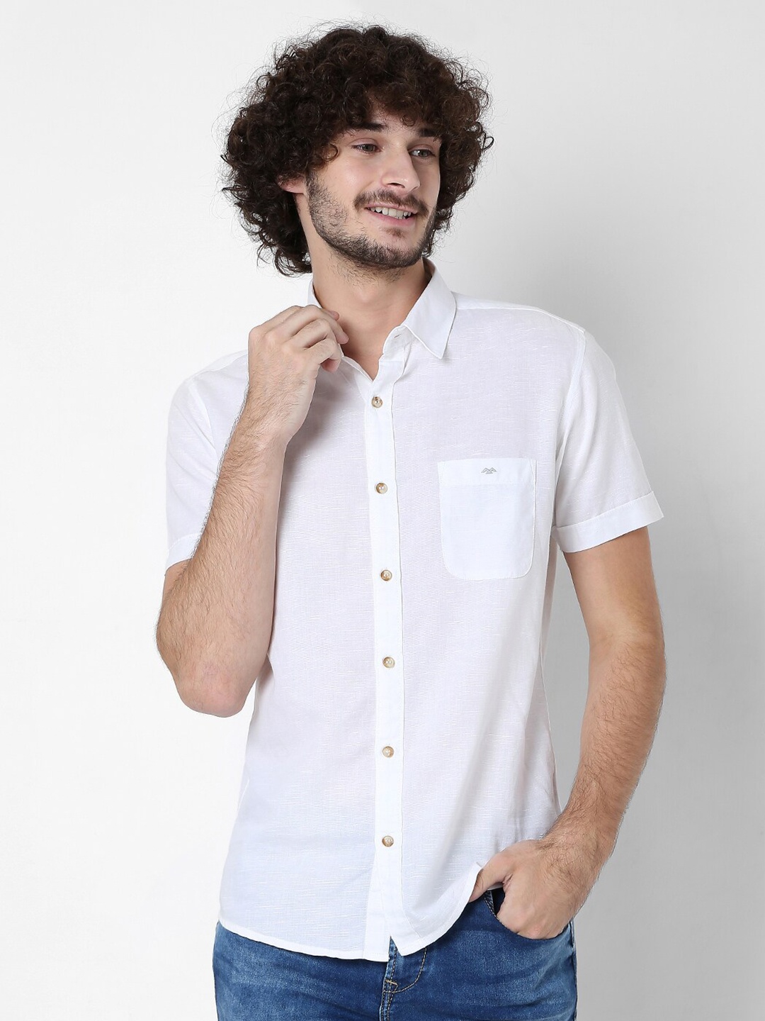 

Mufti Men White Classic Slim Fit Casual Shirt