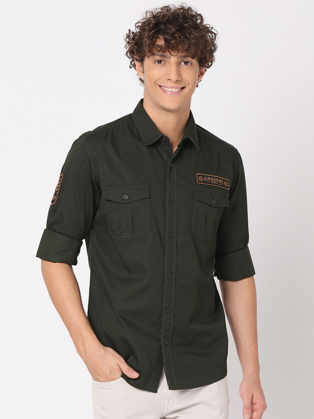 

Mufti Men Classic Slim Fit Casual Shirt, Green