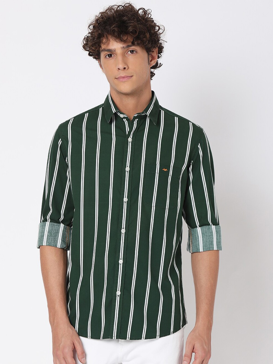 

Mufti Men Classic Slim Fit Striped Casual Shirt, Green