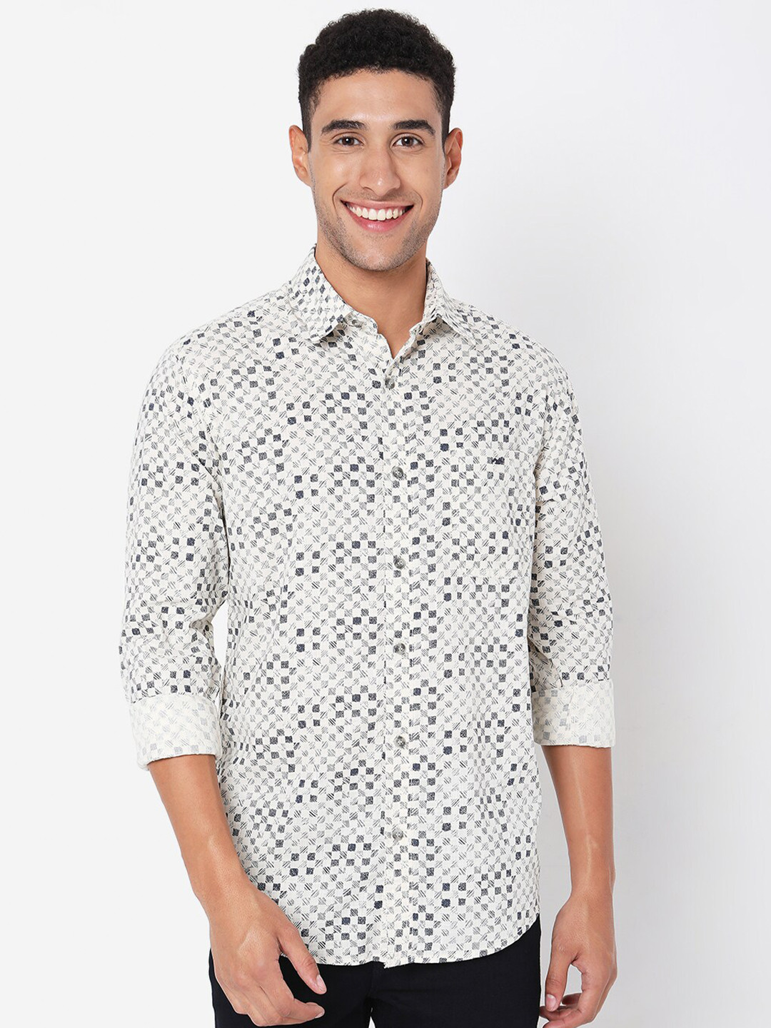 

Mufti Men Classic Slim Fit Printed Casual Shirt, Off white