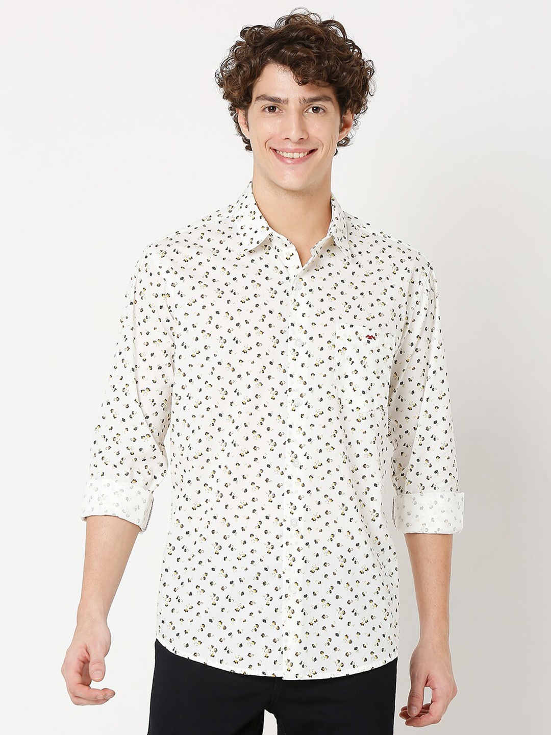 

Mufti Men Classic Slim Fit Floral Printed Casual Shirt, Off white