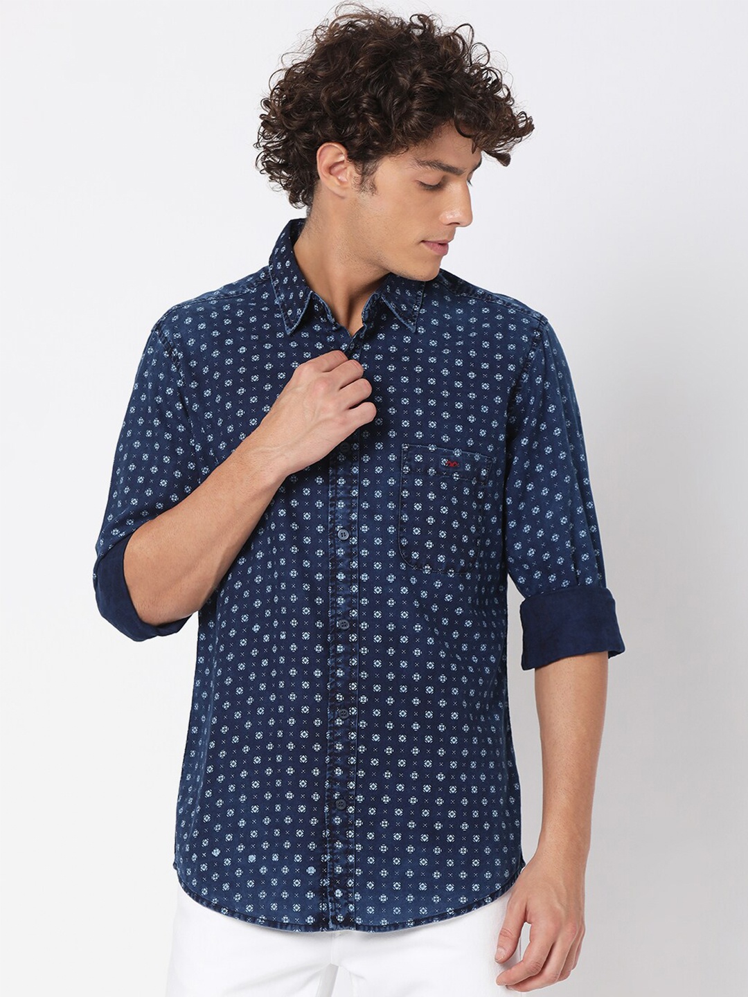 

Mufti Men Blue Classic Slim Fit Printed Casual Shirt