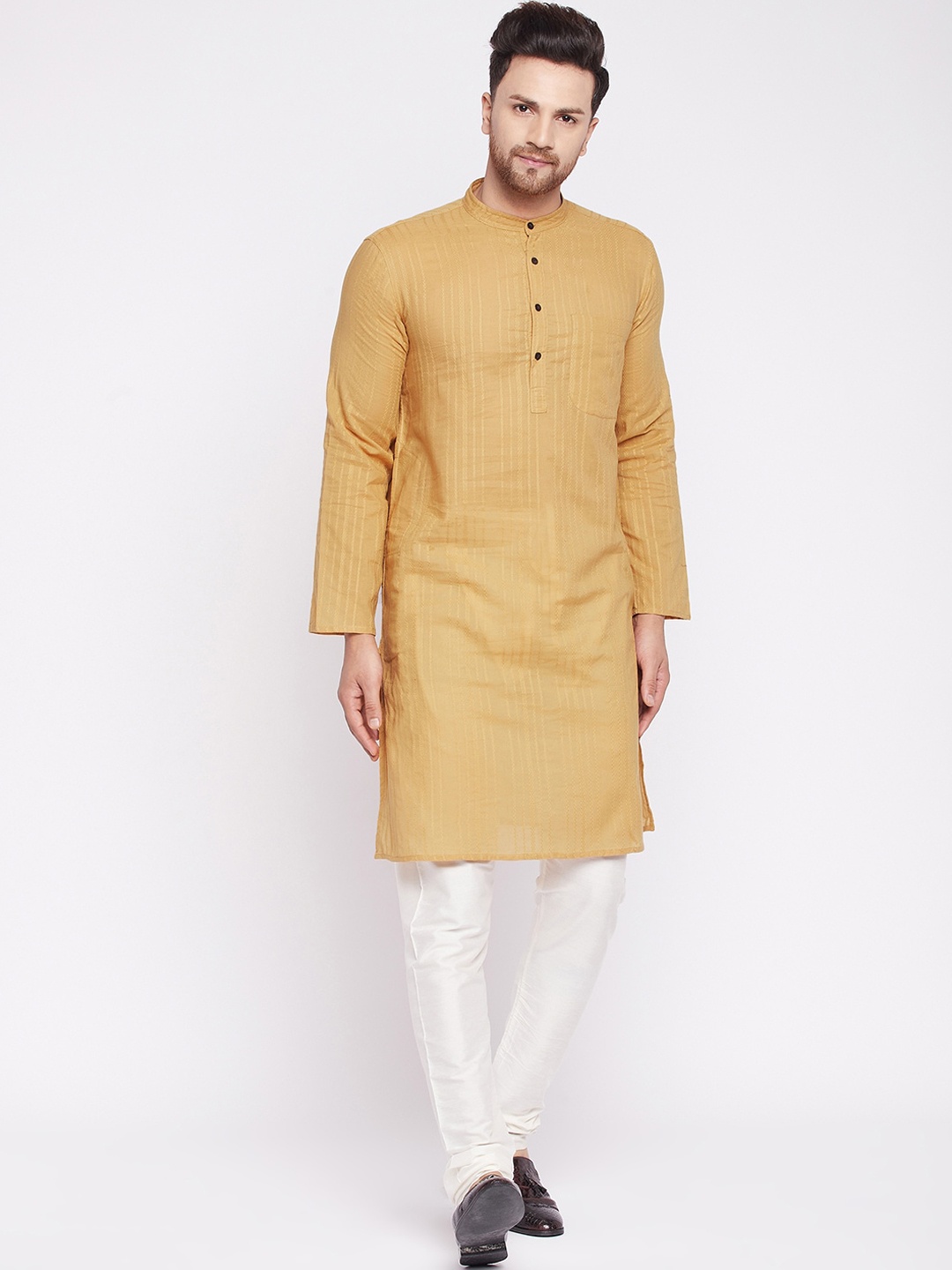 

even Men Striped Kurta, Beige