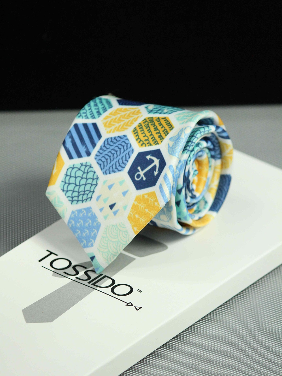 

Tossido Men White & Blue Printed Broad Tie