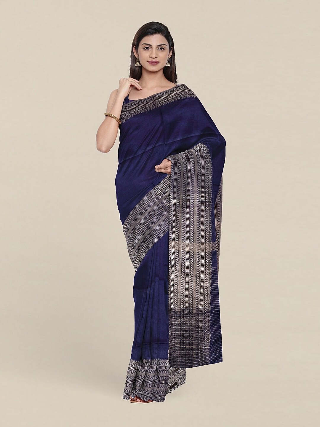

Pothys Blue & Gold-Toned Linen Blend Saree