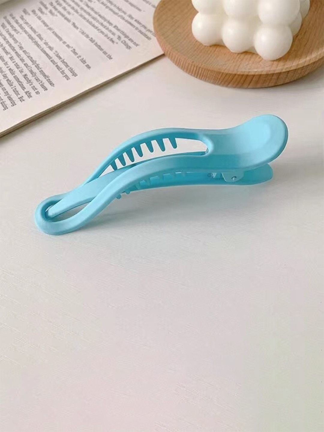 

Krelin Women Set of 4 Claw Clip, Blue