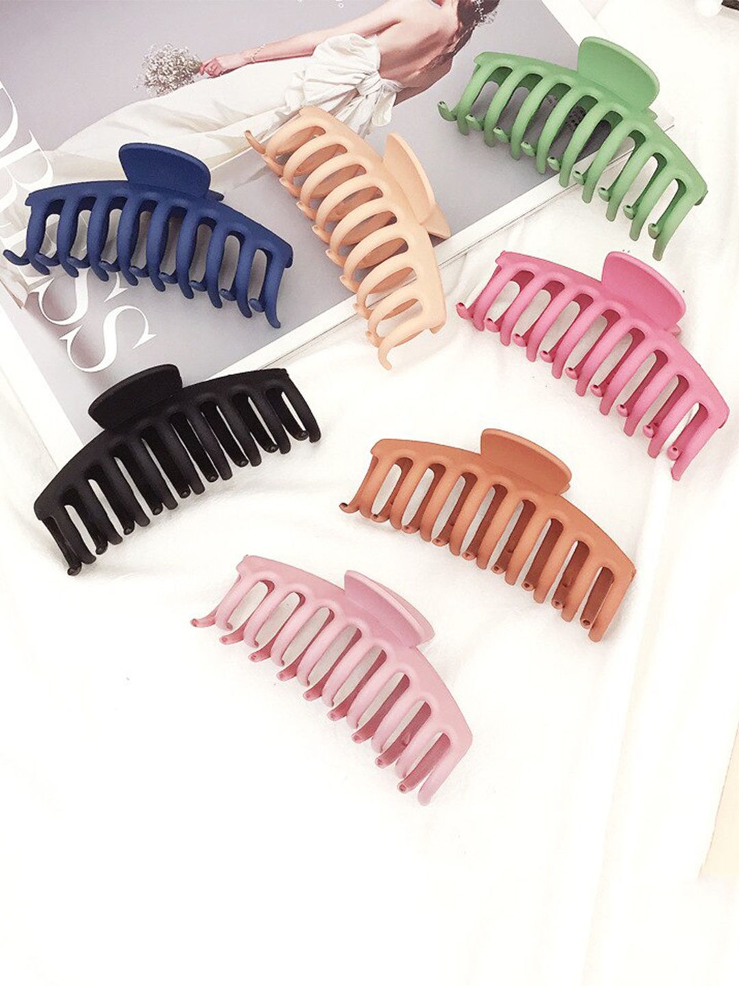 

Krelin Women Set of 7 Claw Clips, Green