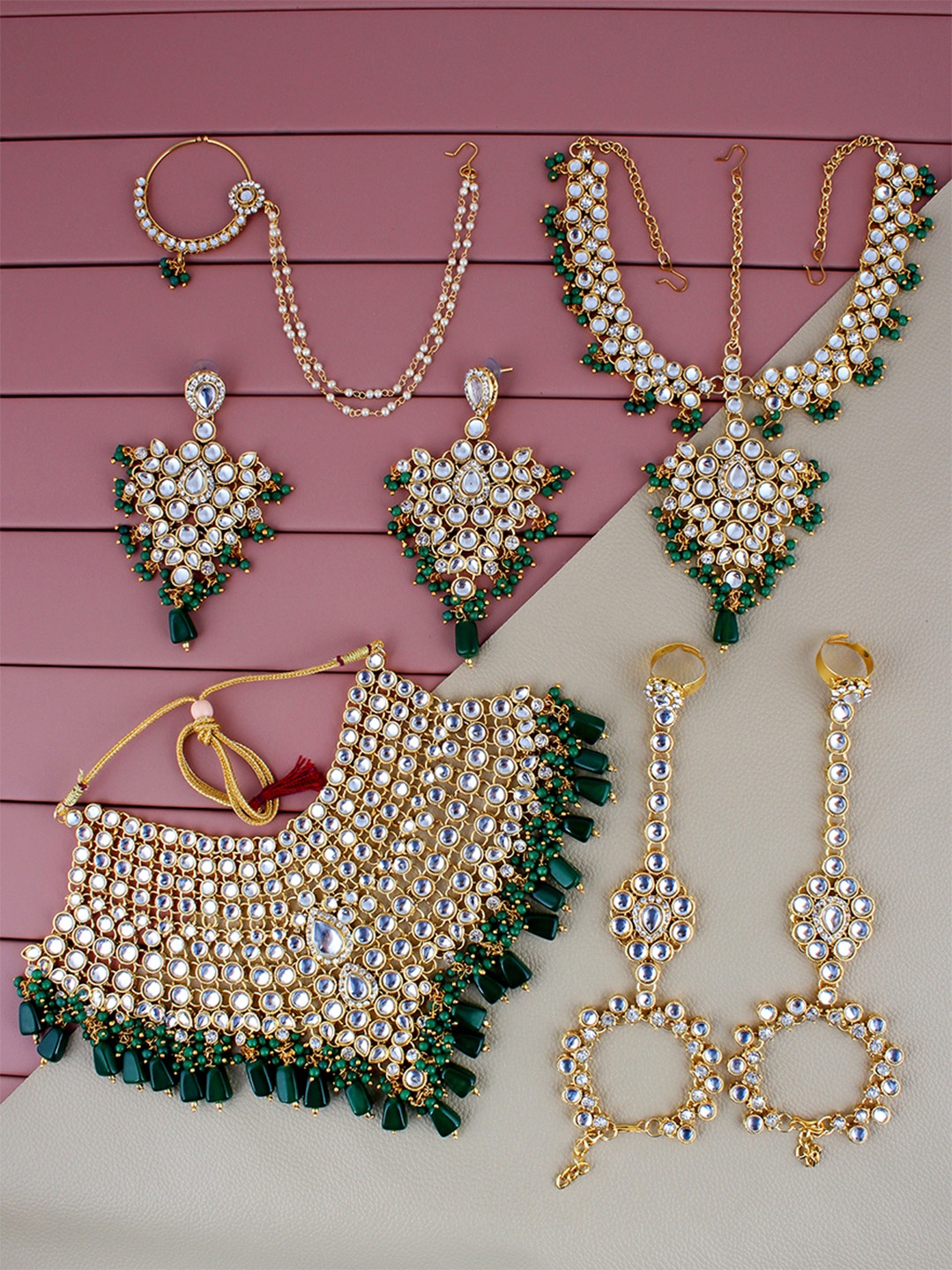 

LUCKY JEWELLERY Gold-Plated Kundan Studded & Beaded Choker Bridal Jewellery Set