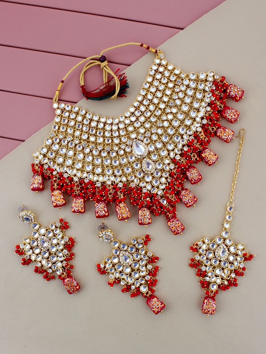 

LUCKY JEWELLERY 18K Gold-Plated Kundan Studded & Beaded Jewellery Set