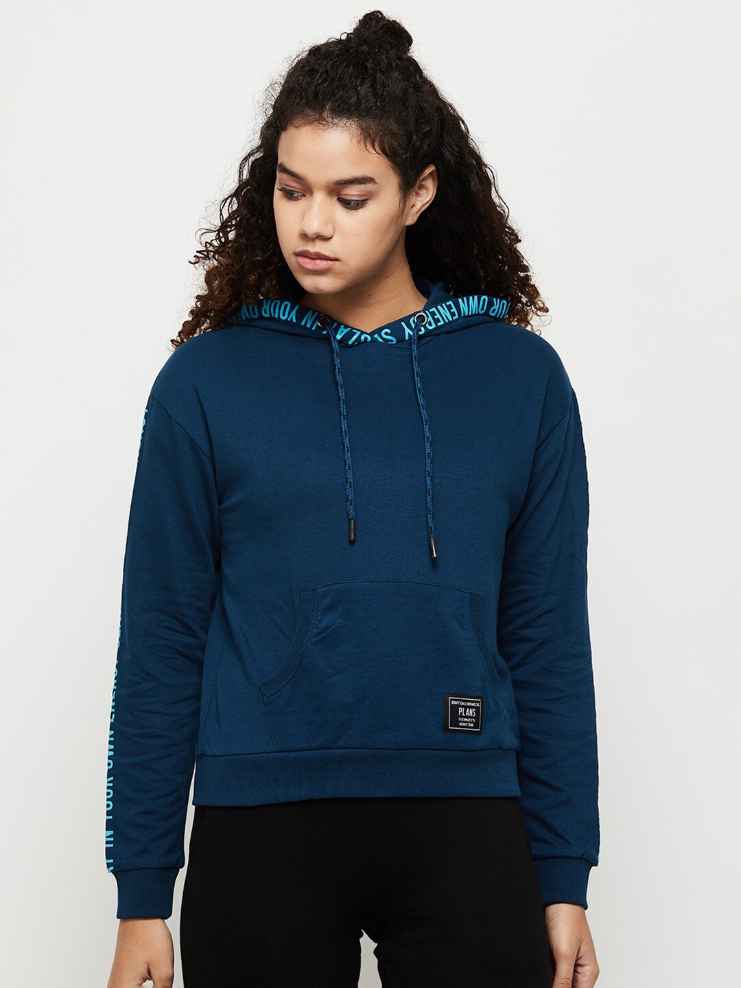 

max Women Blue Hooded Pure Cotton Sweatshirt