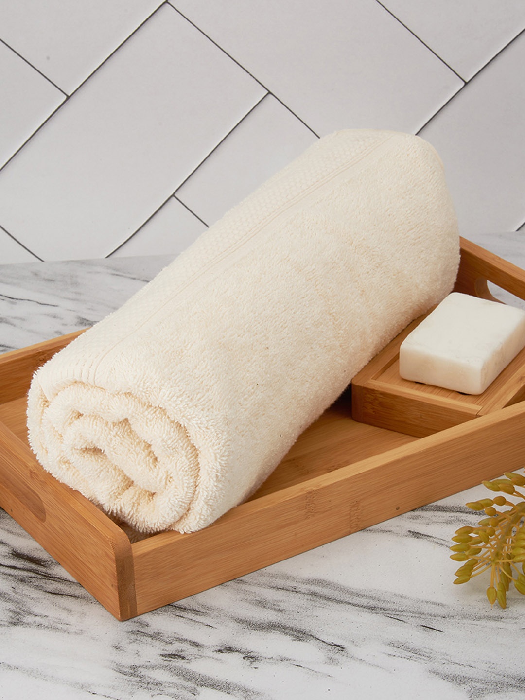 

Black gold Solid 650 GSM Pure Cotton Bath Towels, Beige