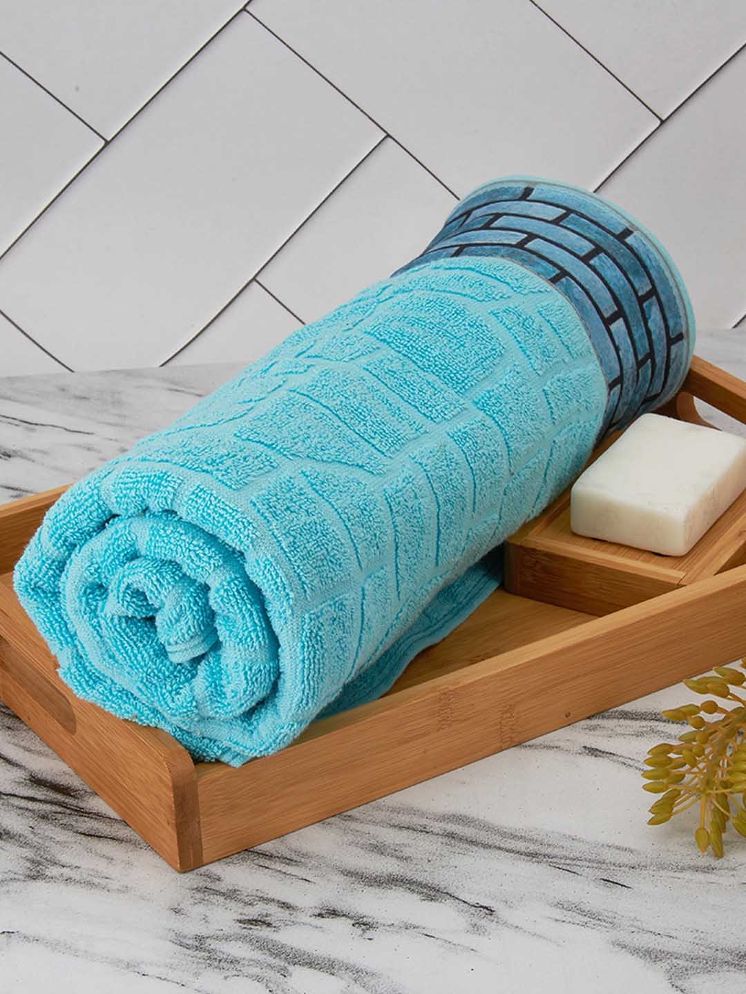 

Black gold Set Of 3 Solid 650 GSM Pure Cotton Bath Towels, Blue