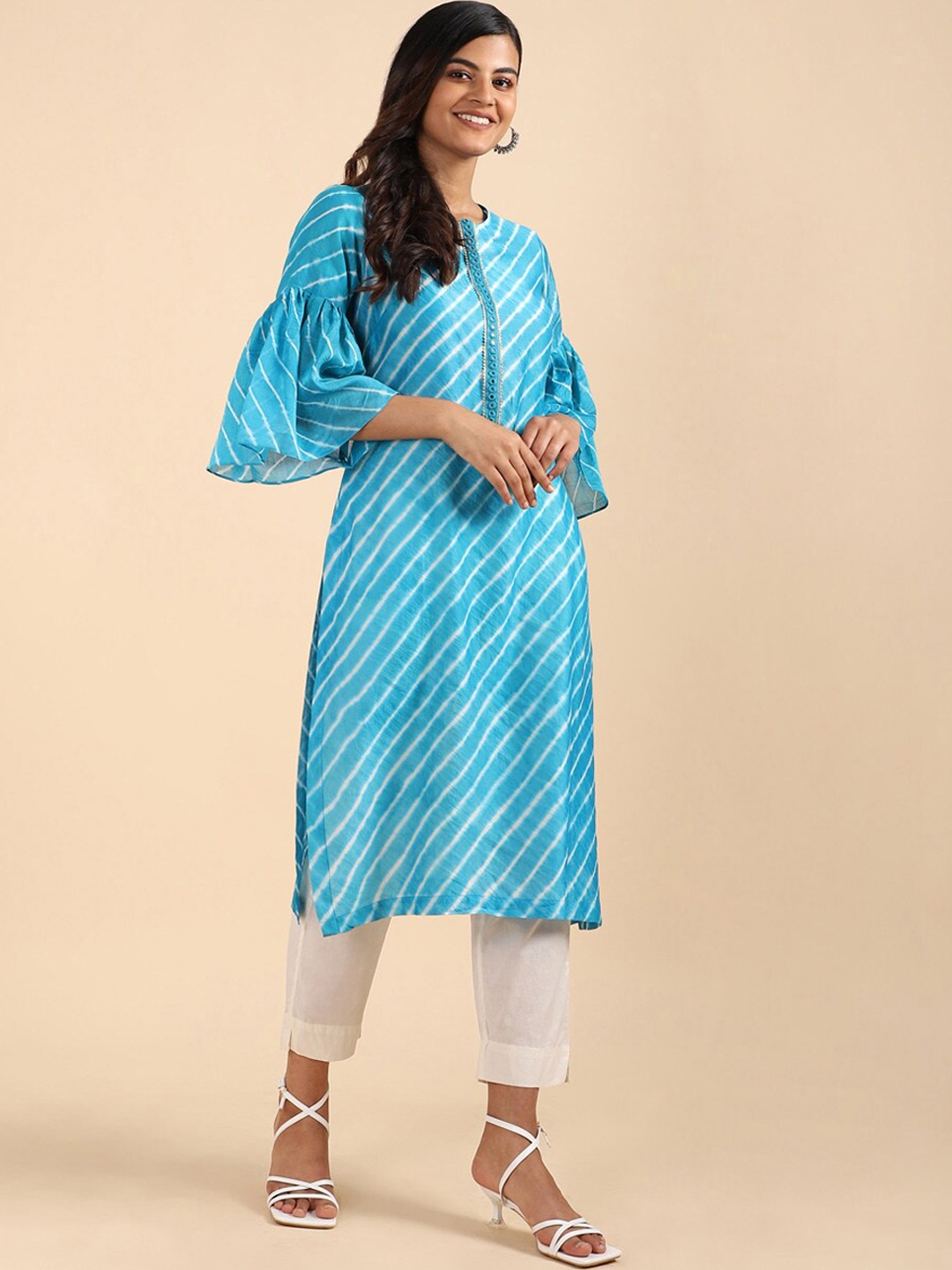 

Taneira Women Silk Cotton Leheriya Printed Bell Sleeves Kurta, Blue
