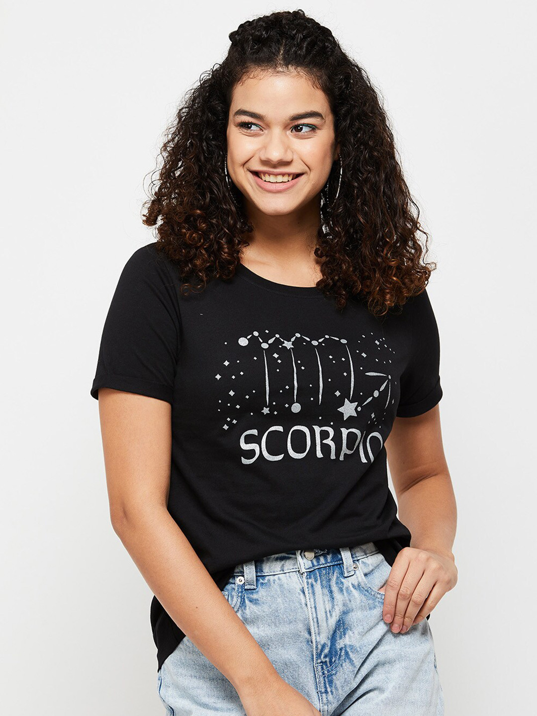 

max Women Black & White Typography Printed Pure Cotton T-shirt