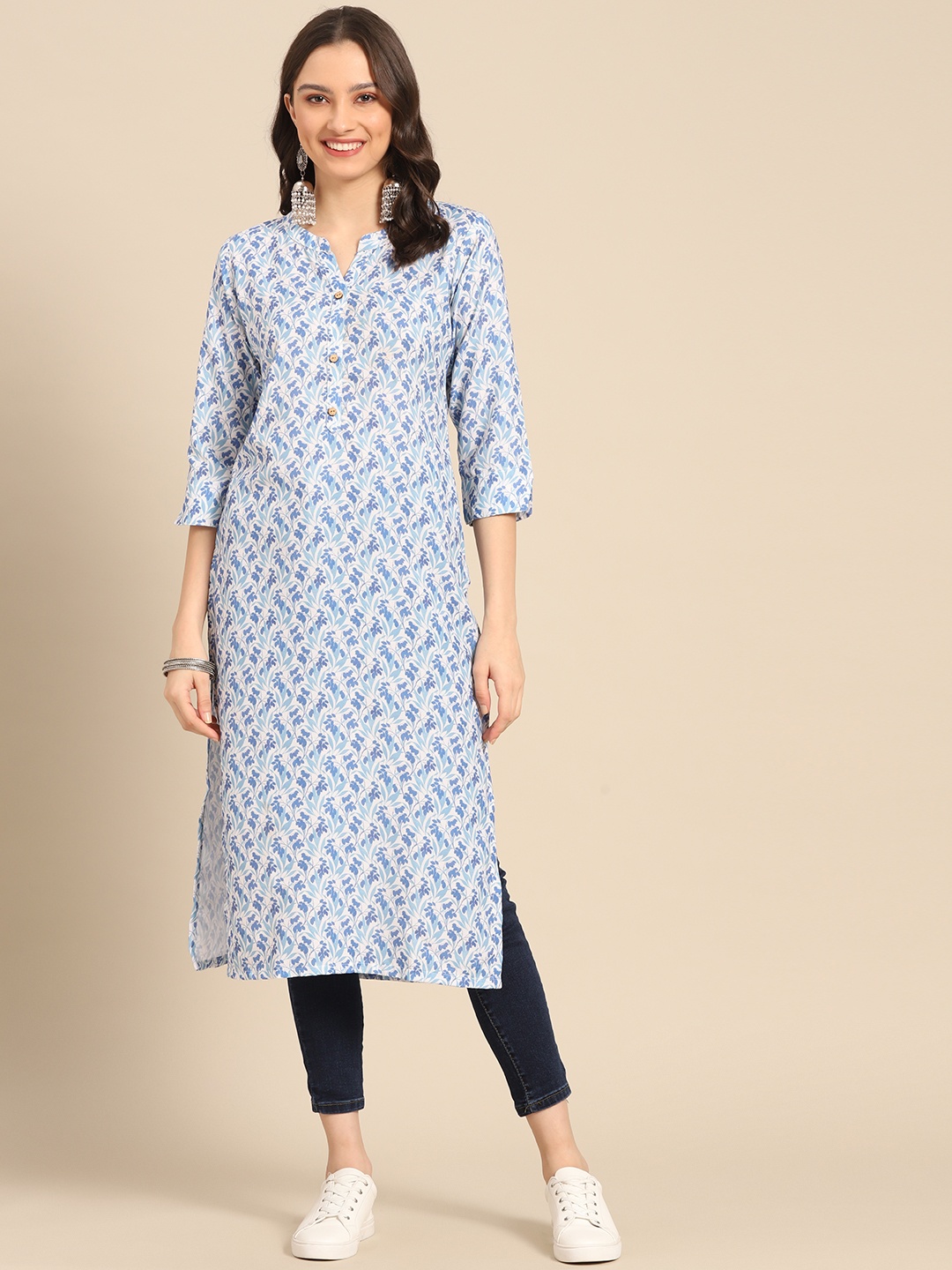 

Sangria Women Blue & White Floral Printed Kurta