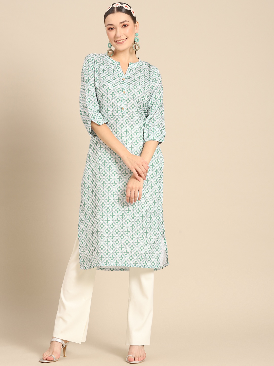 

Sangria Women Green & White Ethnic Motifs Printed Kurta