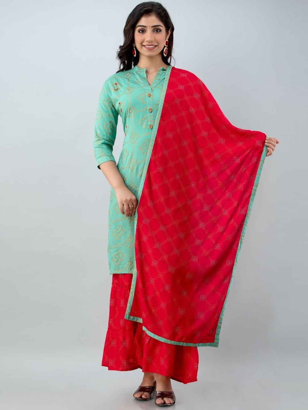 

Lovista Women Green Kurta with Sharara & With Dupatta