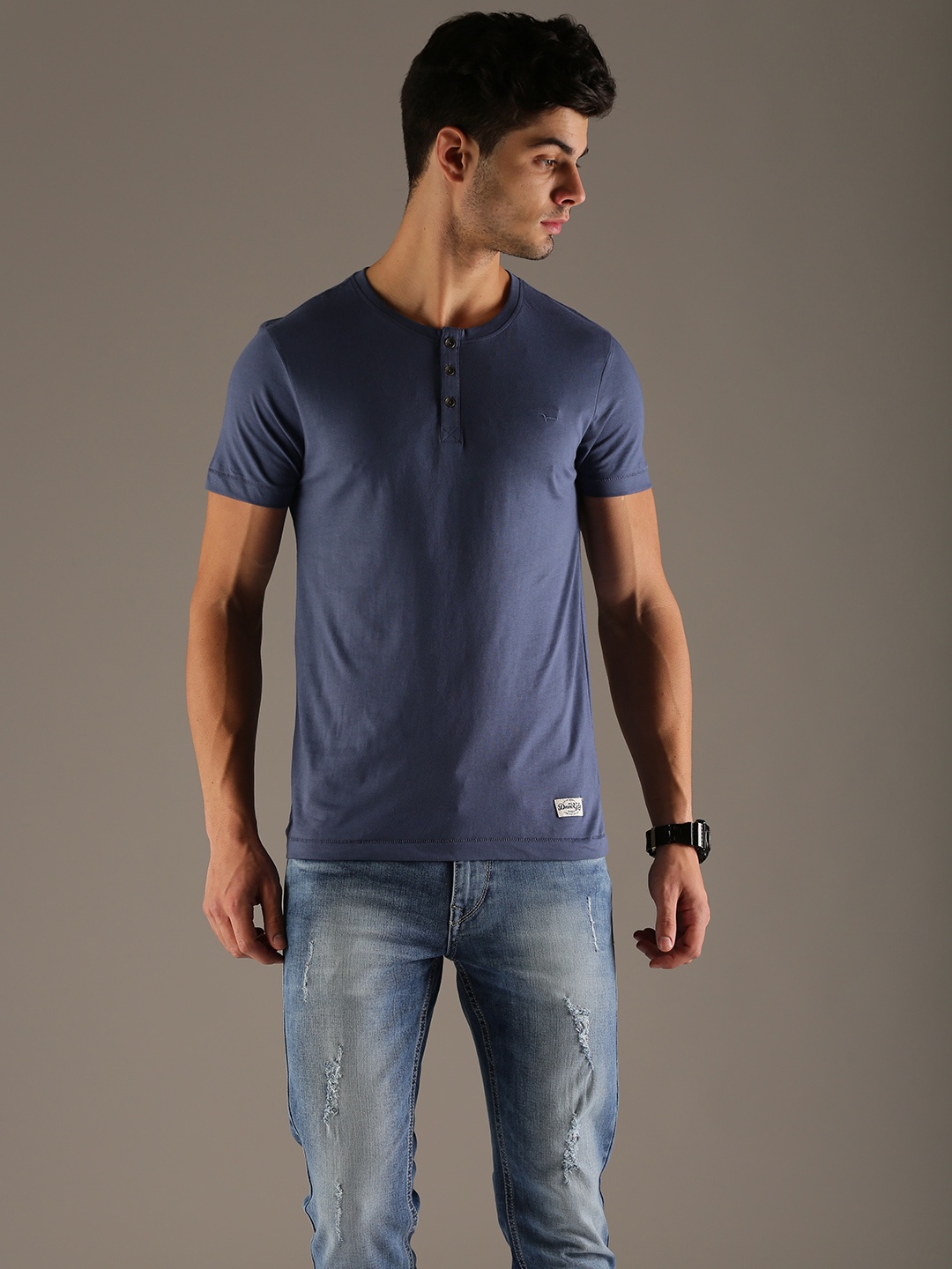 

Flying Machine Men Blue Solid Henley Neck Pure Cotton T-shirt