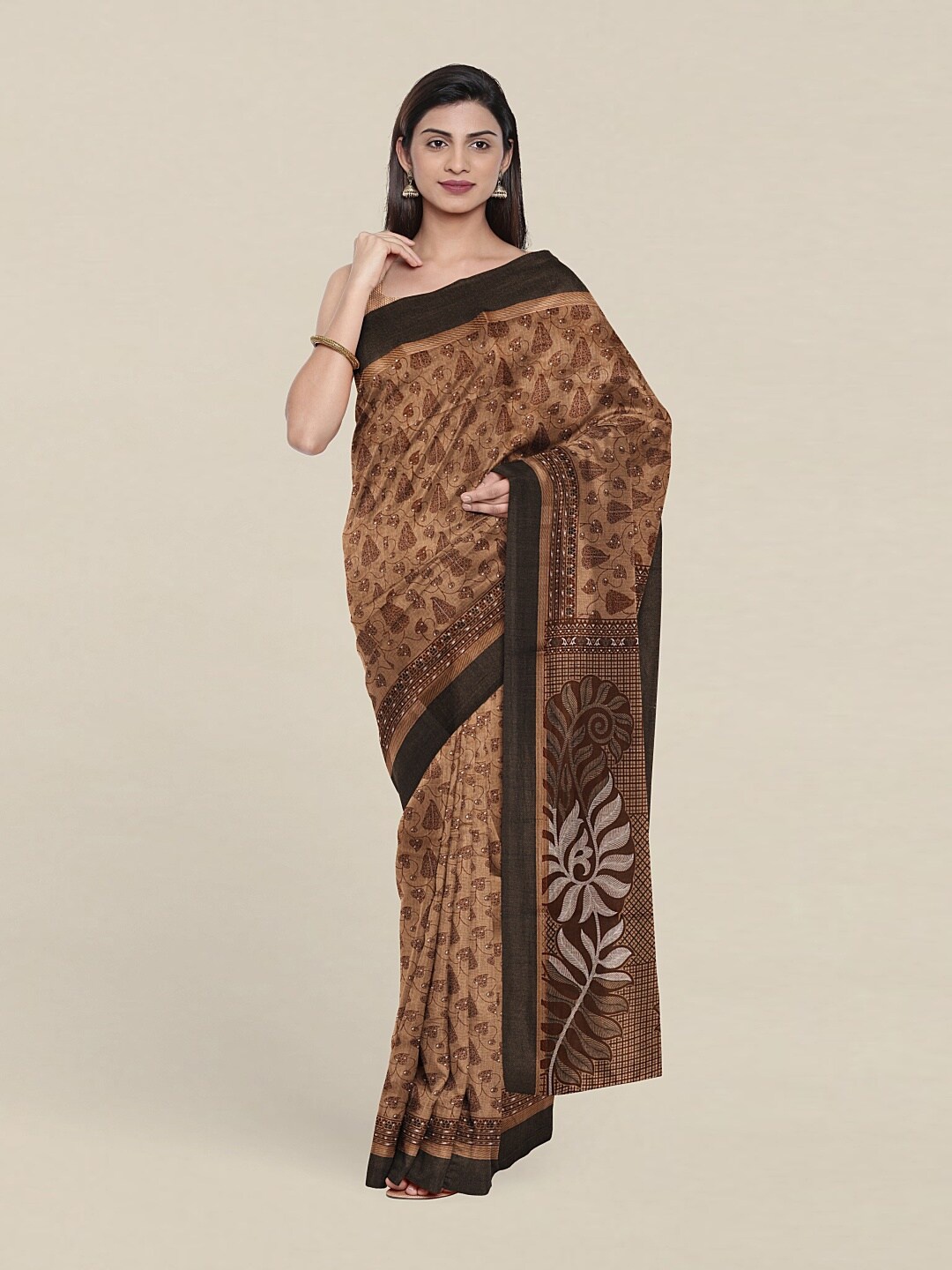 

Pothys Brown & Peach-Coloured Floral Saree