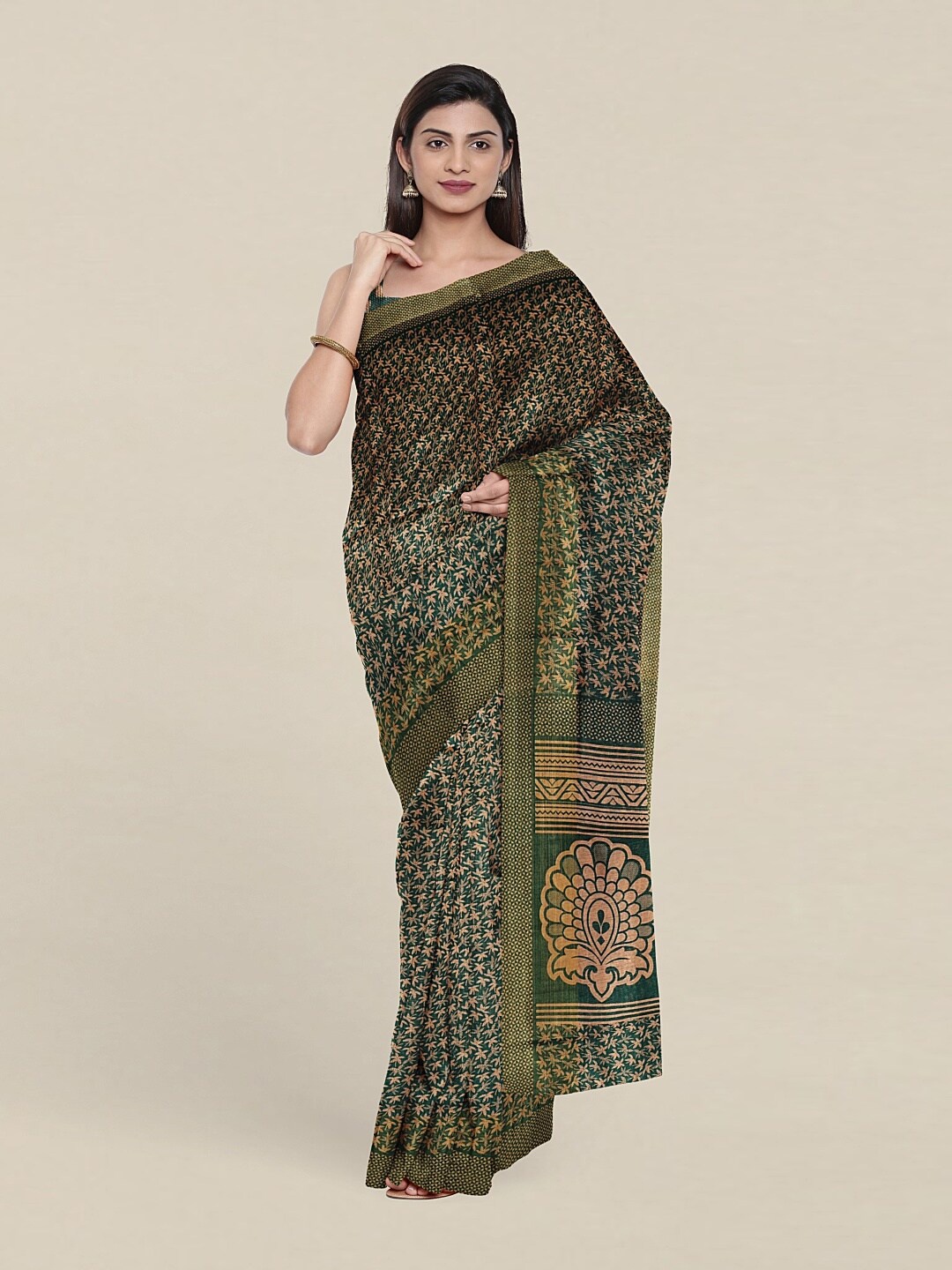 

Pothys Green & Peach-Coloured Floral Printed Zari Saree