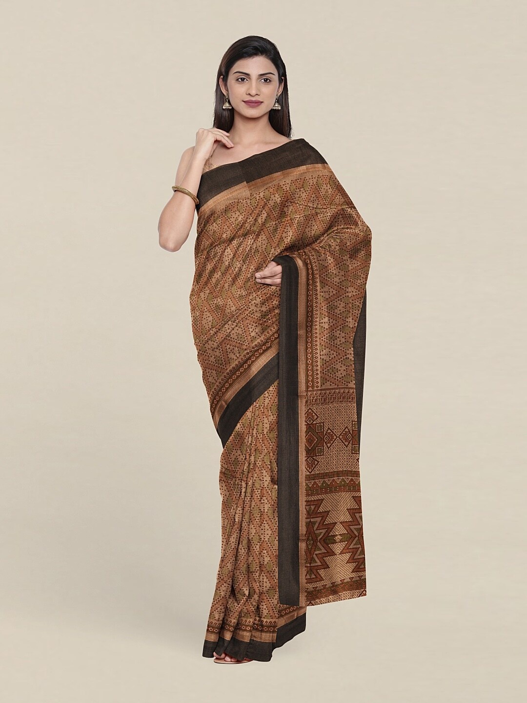 

Pothys Tan & Beige Geometric Printed Cotton Blend Saree With Blouse Piece