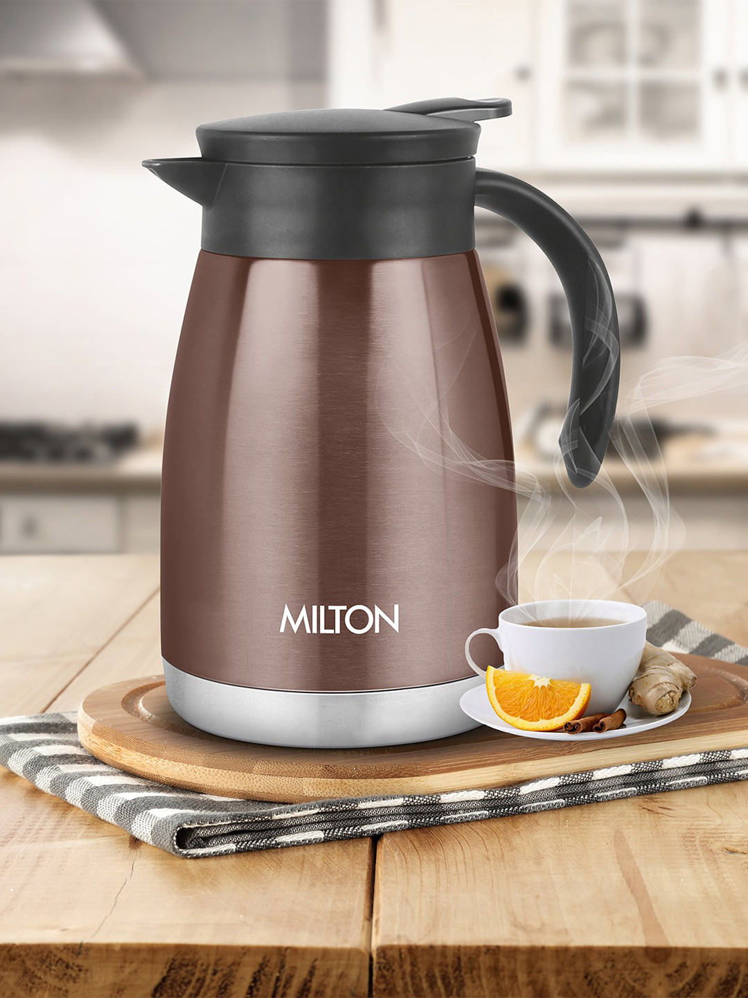 

Milton Brown Bistro 800 Thermosteel 24 Hours Hot & Cold Carafe 770 ml