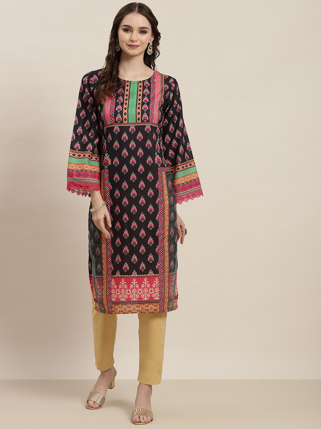 

Tikhi Imli Women Floral Printed Flared Sleeves Kurta, Black