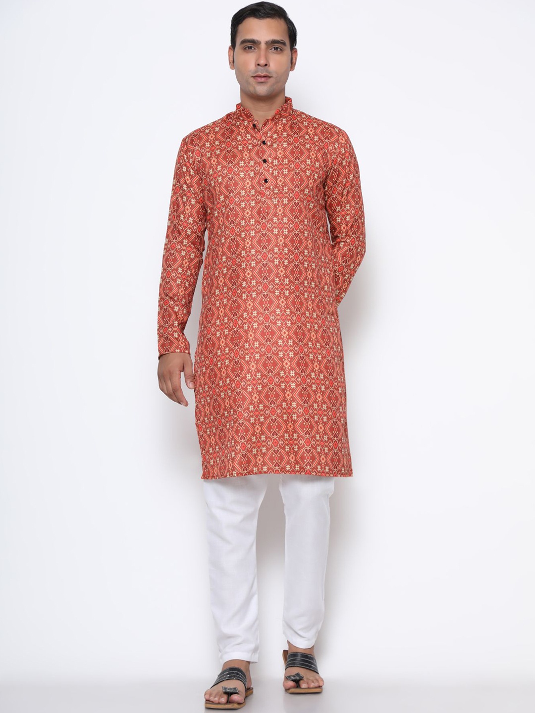 

Phenav Men Silk Ethnic Motifs Printed Khadi Kurta, Orange