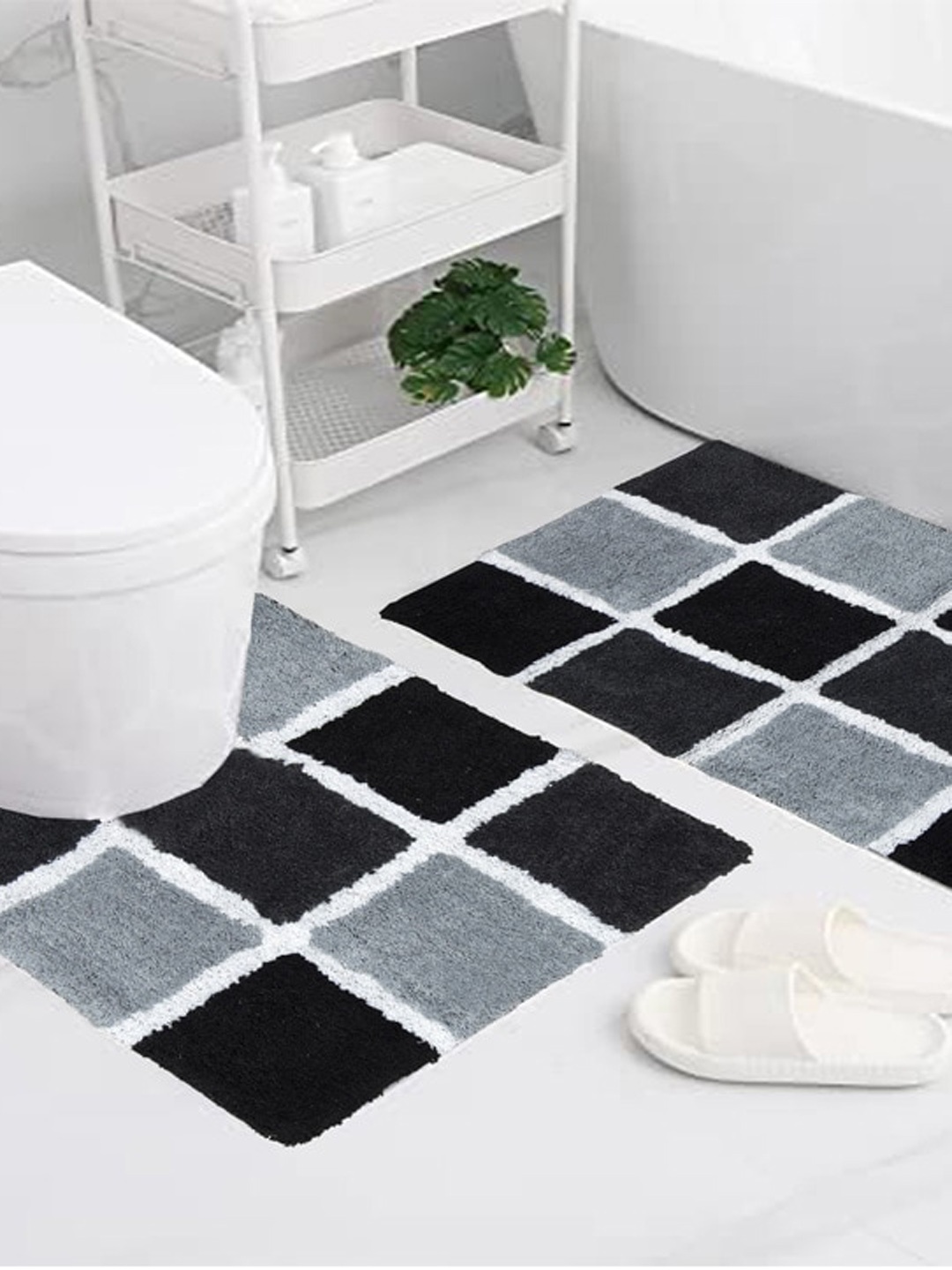 

AAZEEM Self-Design Cotton Doormat, Black