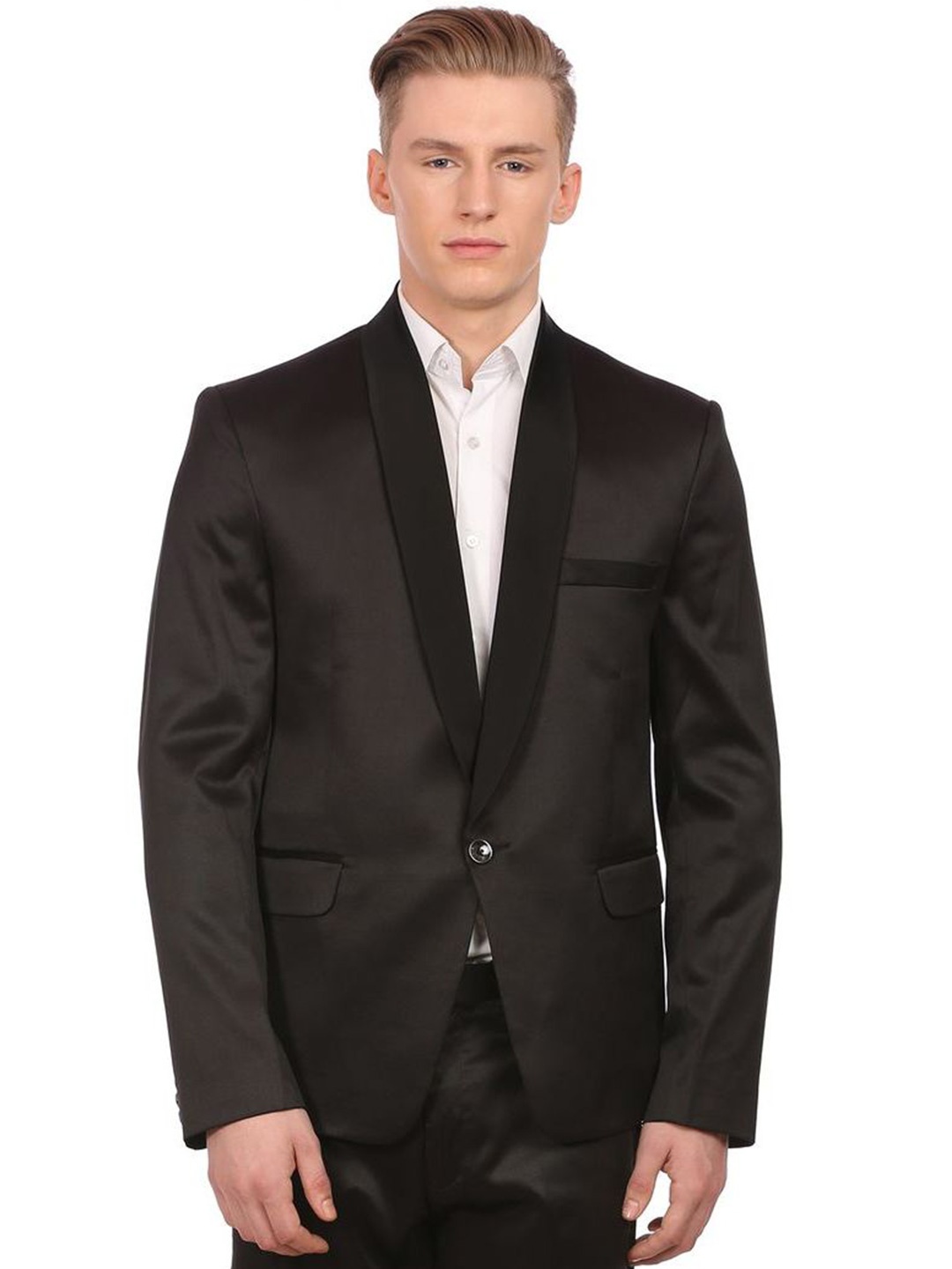 

Wintage Men Black Single-Breasted Tailored Fit Party Tuxedo