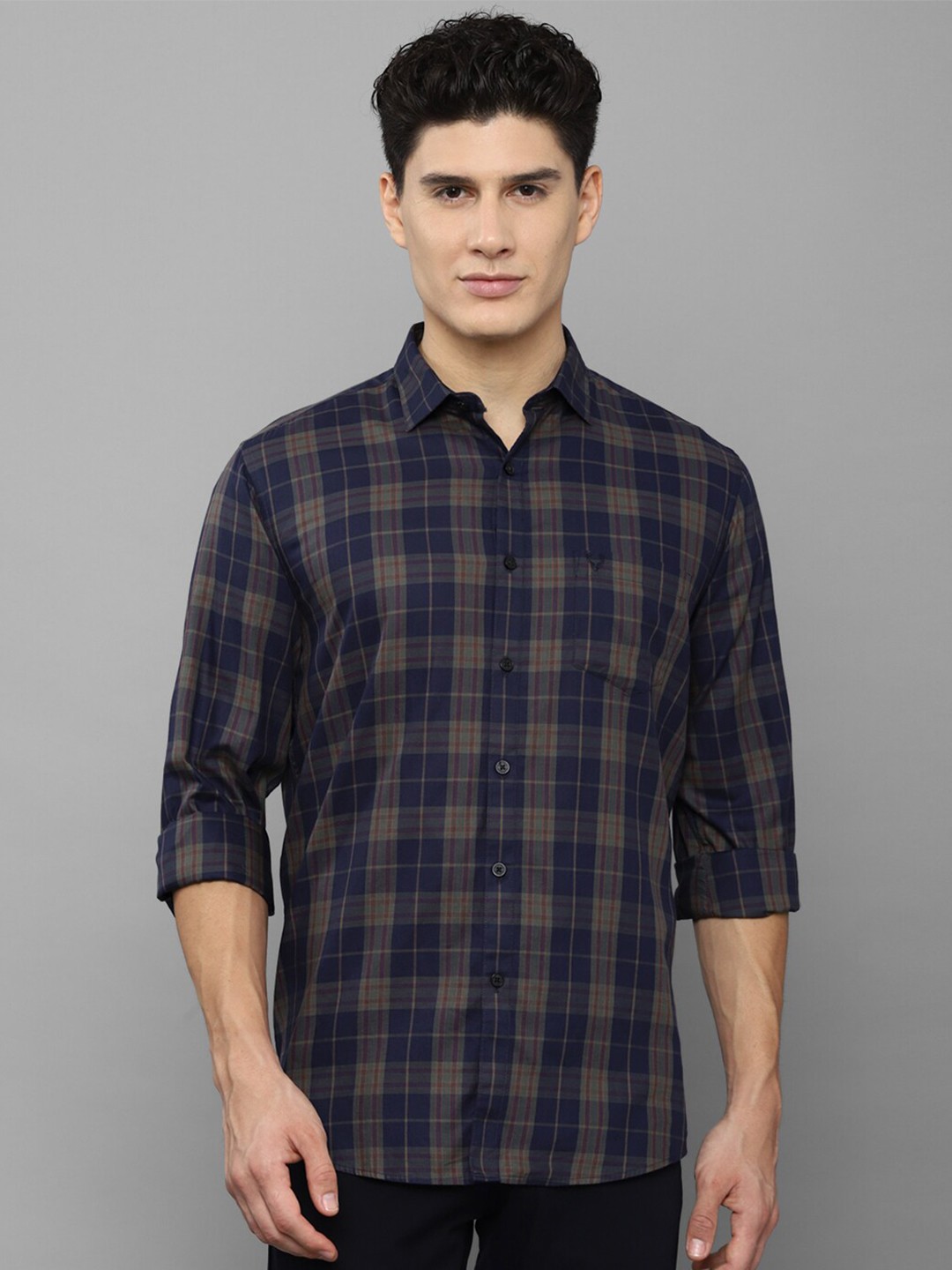

Allen Solly Men Slim Fit Tartan Checked Pure Cotton Casual Shirt, Navy blue