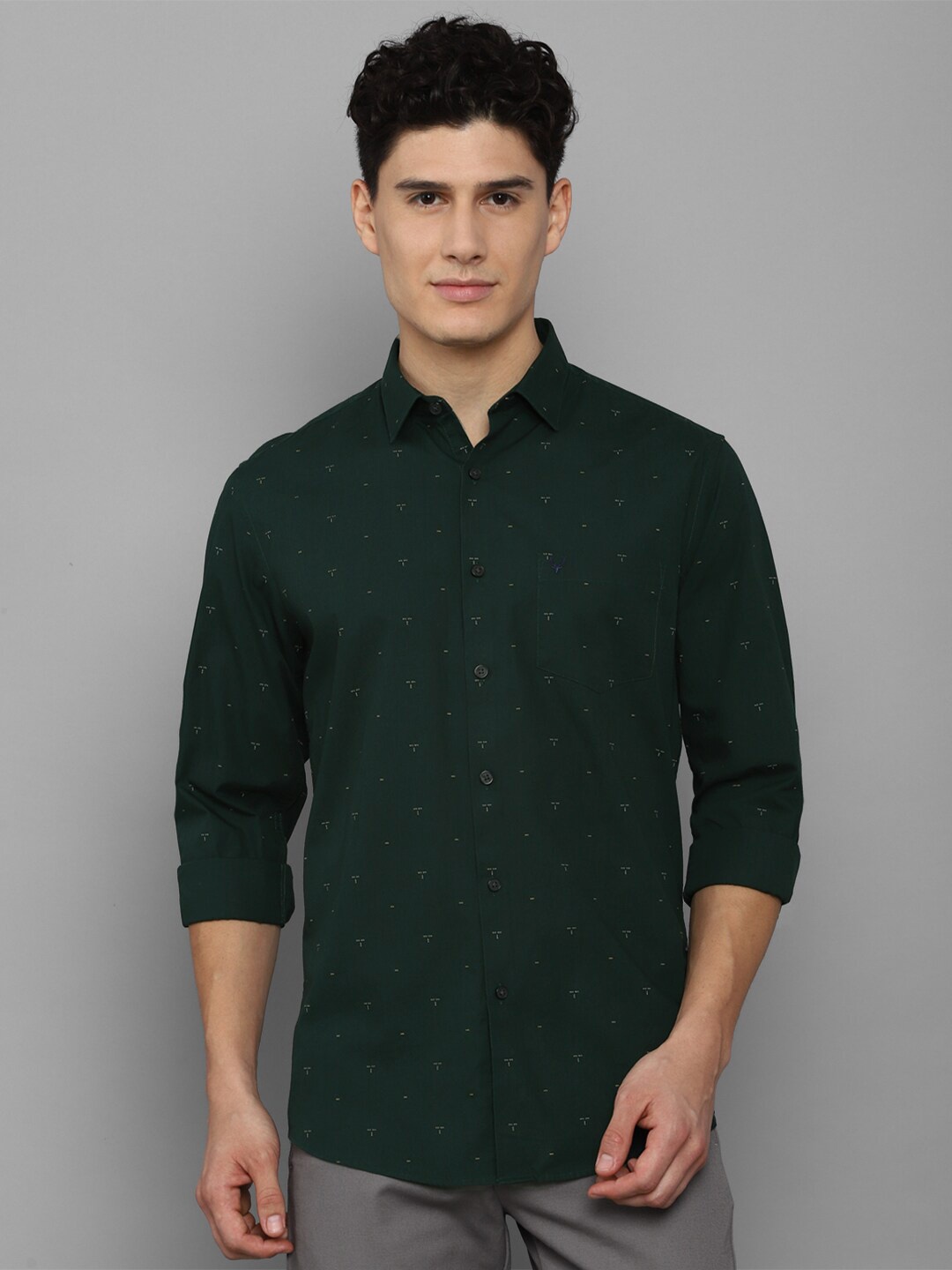 

Allen Solly Men Slim Fit Printed Pure Cotton Casual Shirt, Green