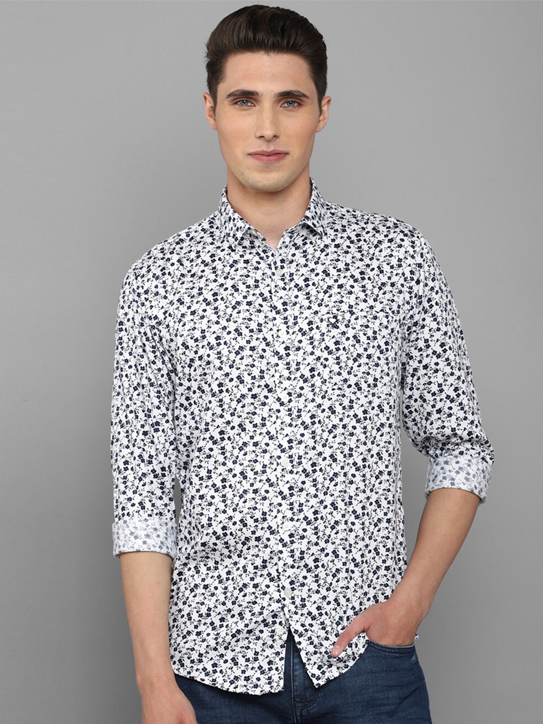 

Allen Solly Men Slim Fit Floral Printed Pure Cotton Casual Shirt, White