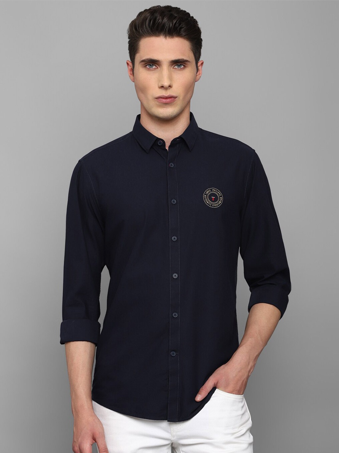 

Louis Philippe Sport Men Slim Fit Pure Cotton Casual Shirt, Navy blue