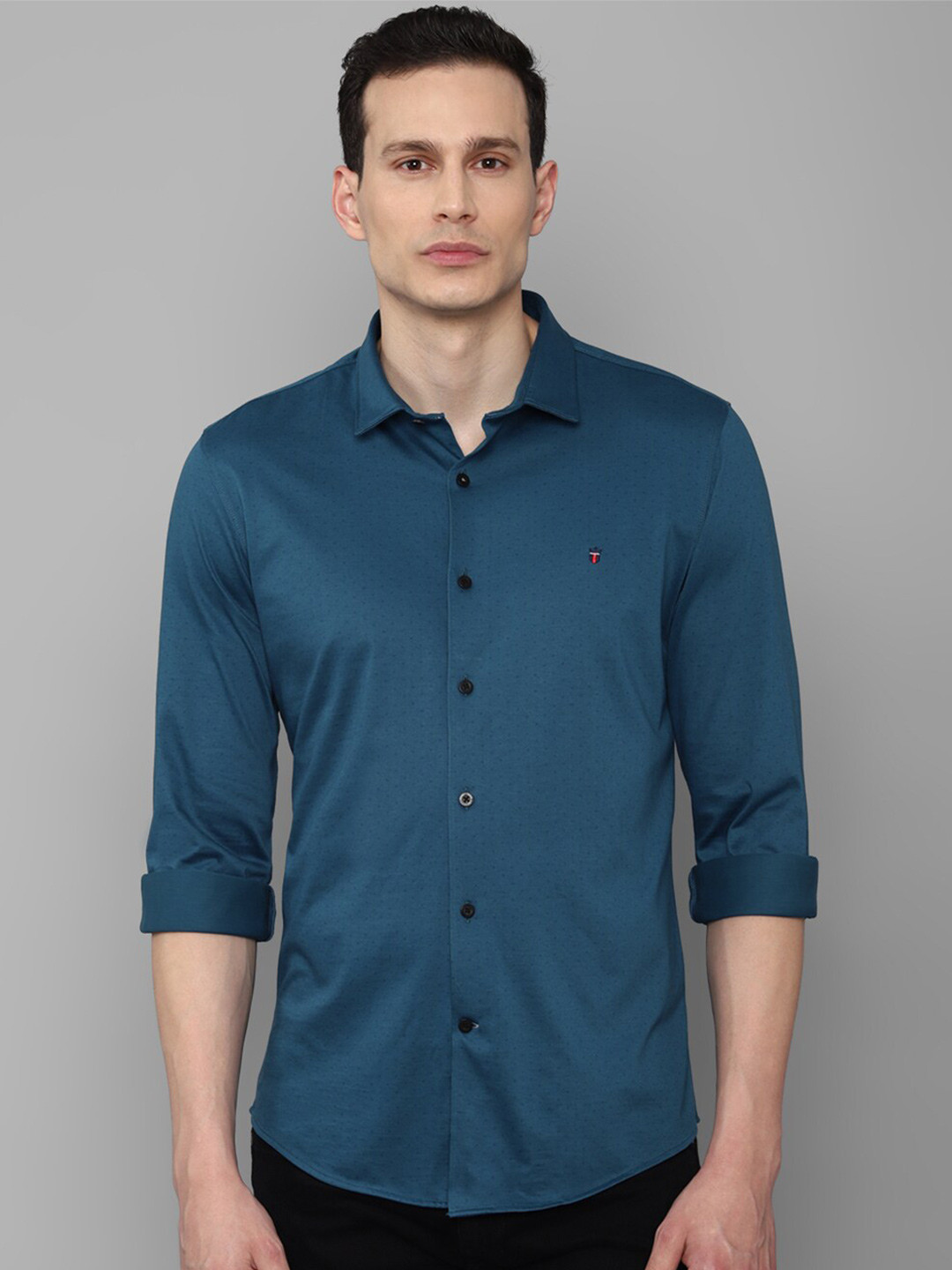 

Louis Philippe Sport Men Slim Fit Micro Ditsy Printed Pure Cotton Casual Shirt, Blue