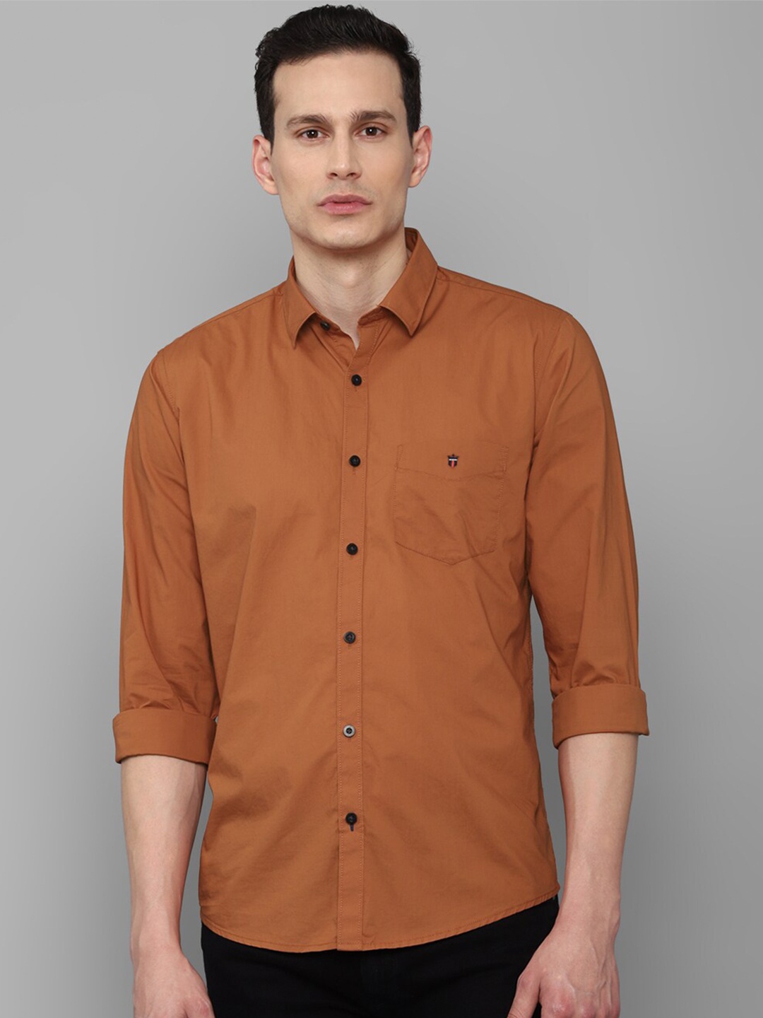 

Louis Philippe Sport Men Slim Fit Pure Cotton Casual Shirt, Brown