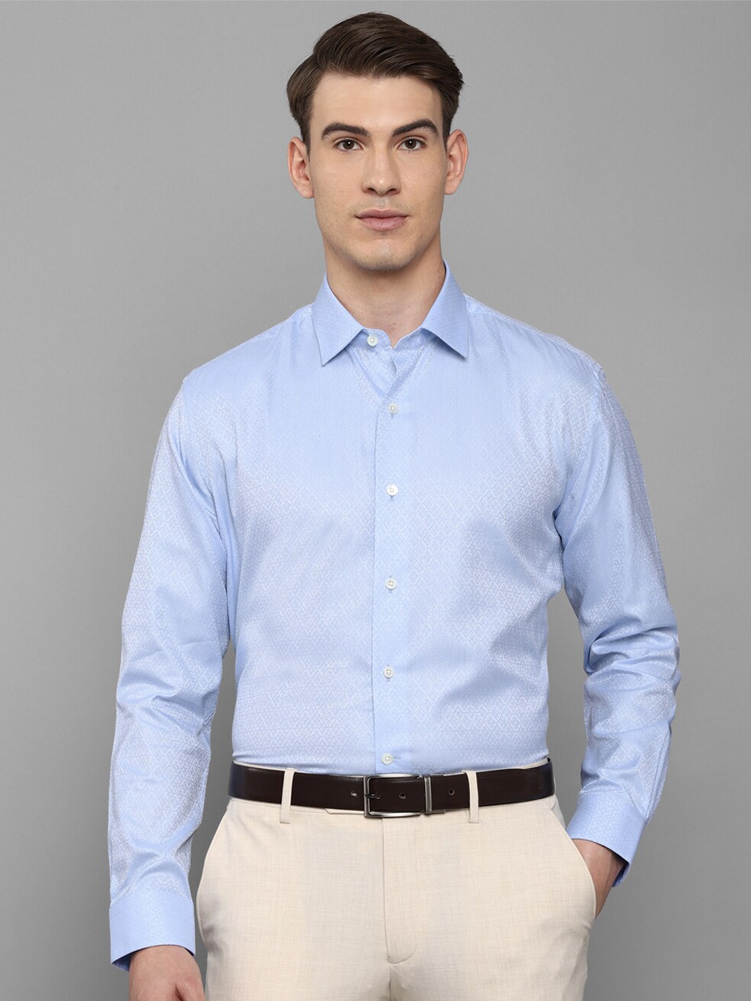 

Luxure by Louis Philippe Men Self Design Slim Fit Pure Cotton Formal Shirt, Blue